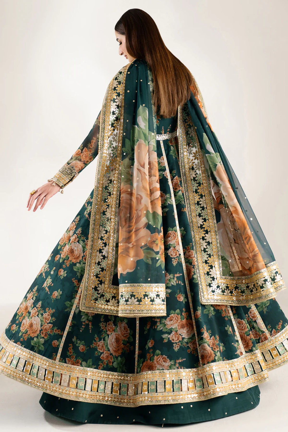 Pakistani Mehndi Night Outfit In Sydney