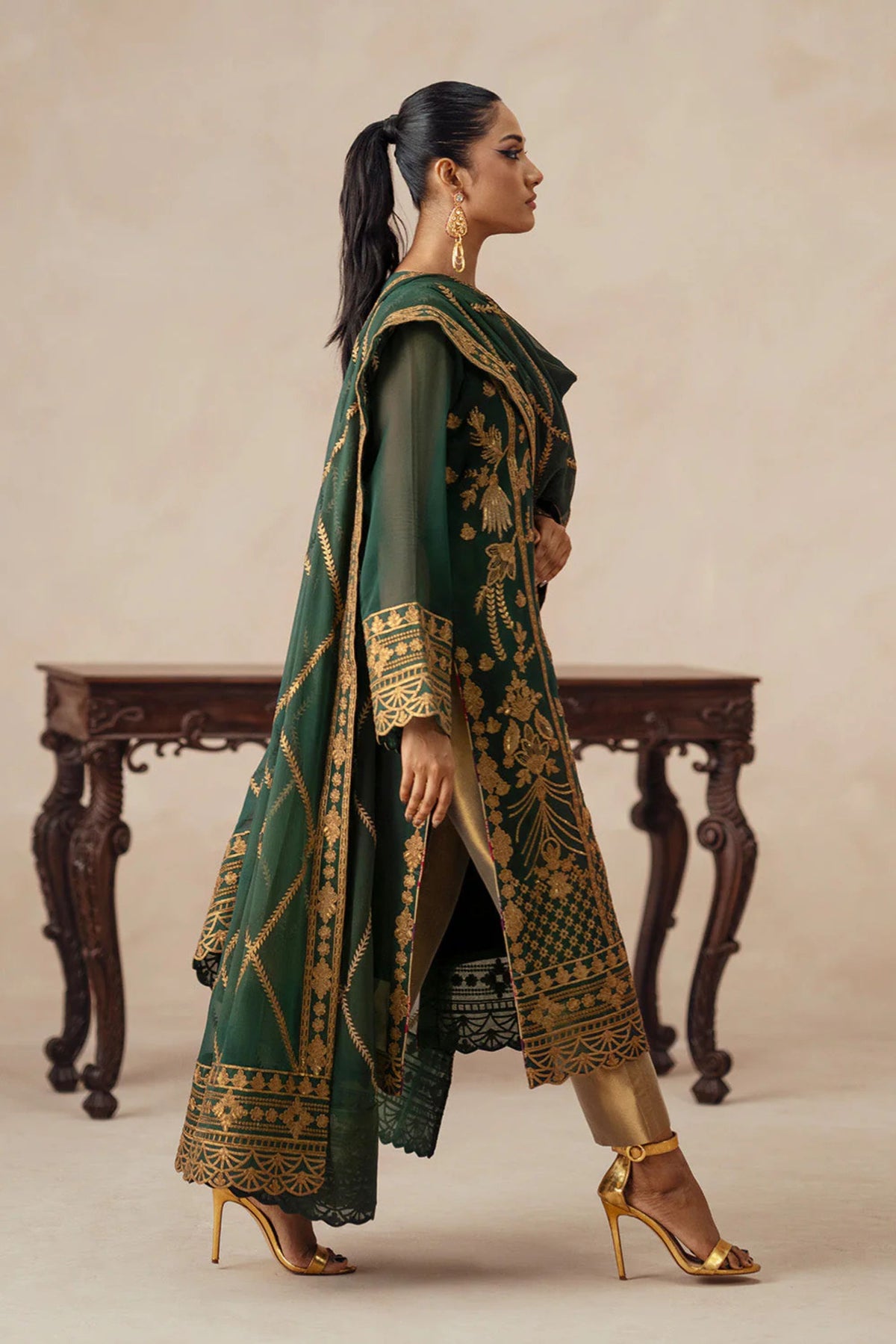 Party Outfits For Pakistani Wedding In Australia