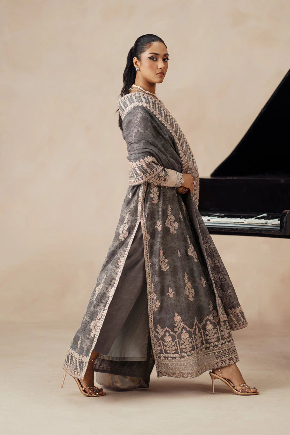 Wedding Pakistani Outfits For Women In Bradford