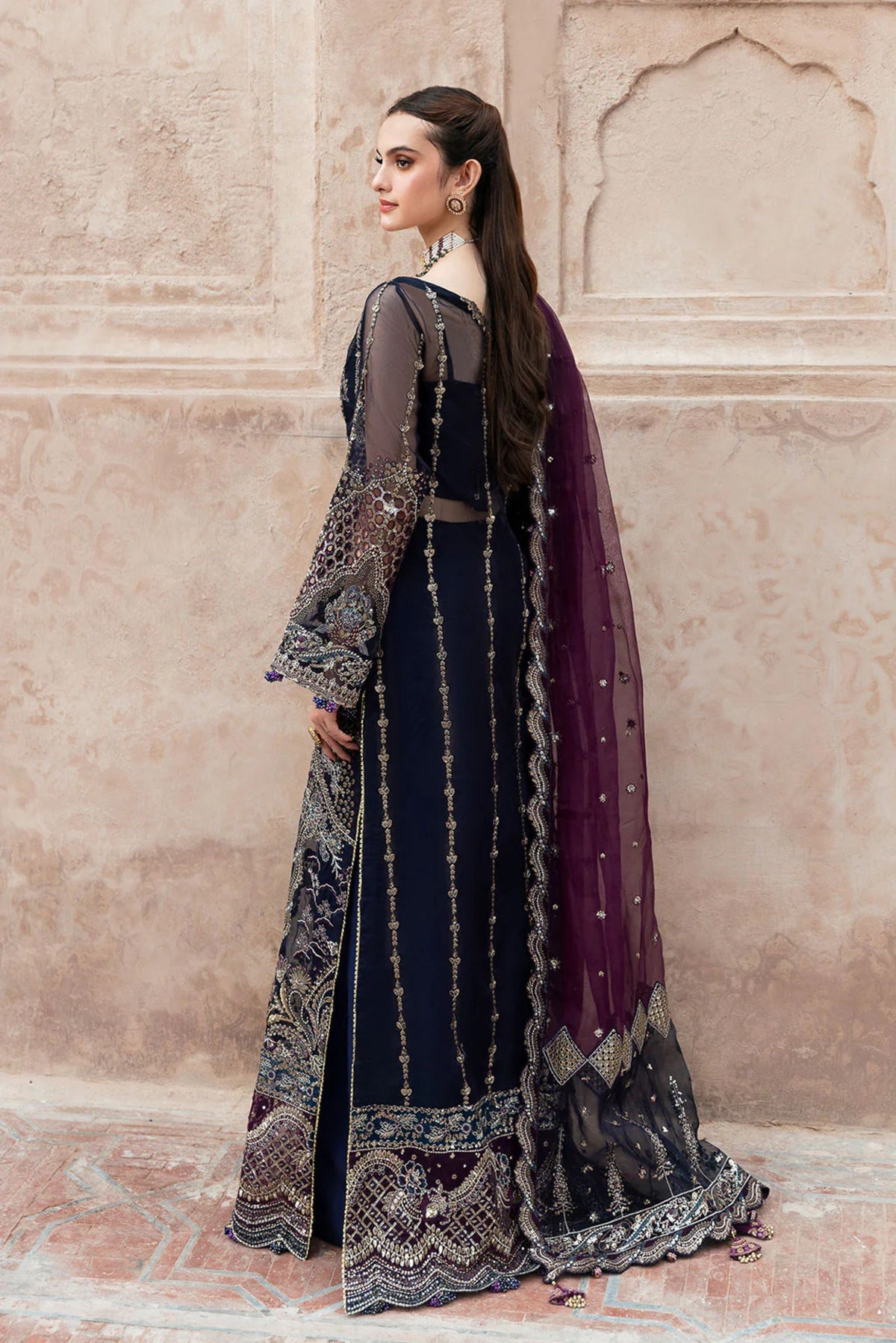 Pakistani Wedding Suits For Women