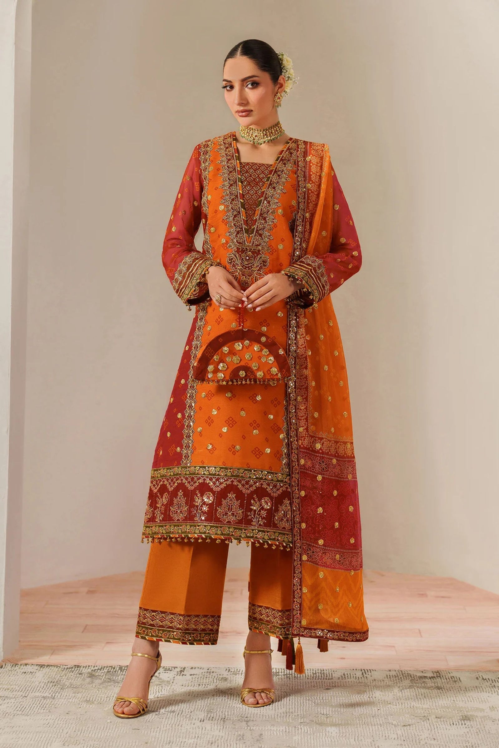 Pakistani Mehndi Night Outfit In Sydney