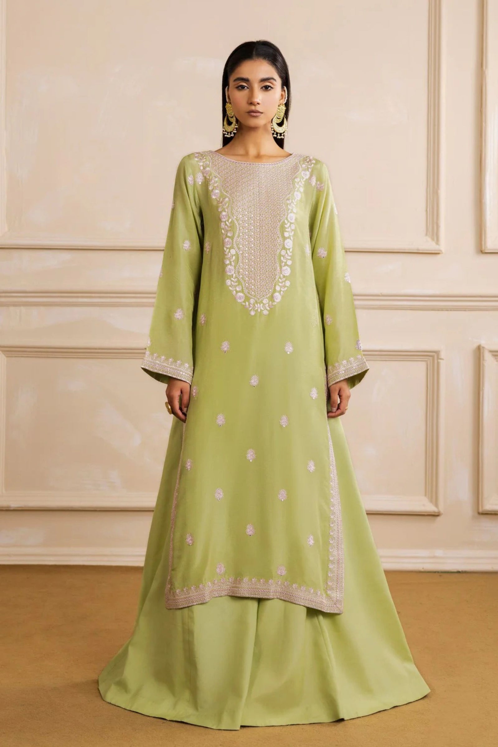 Party wear Pakistani outfits Online