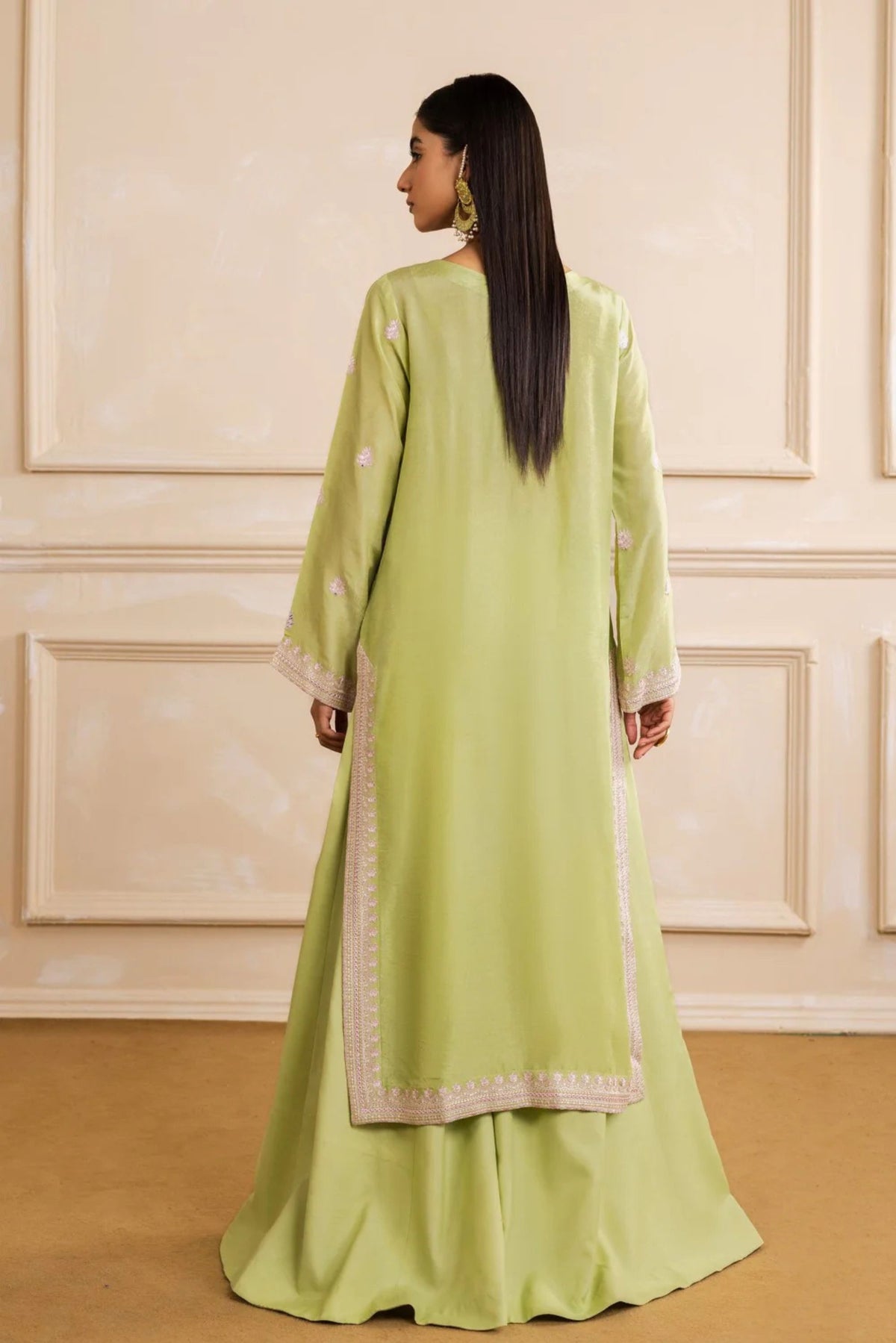 Party wear Pakistani outfits Online