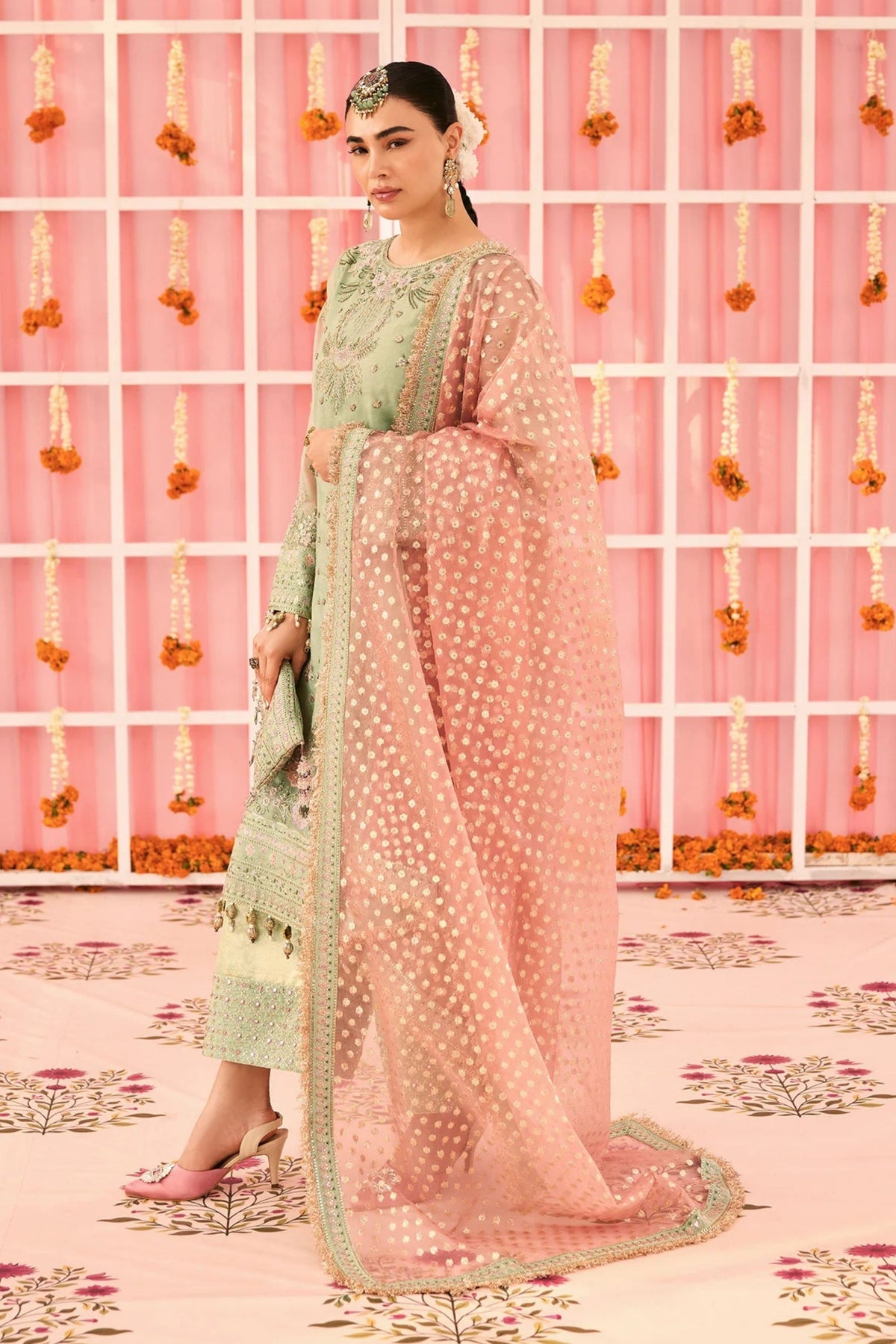 Elegant Pastel Green Formal Dress