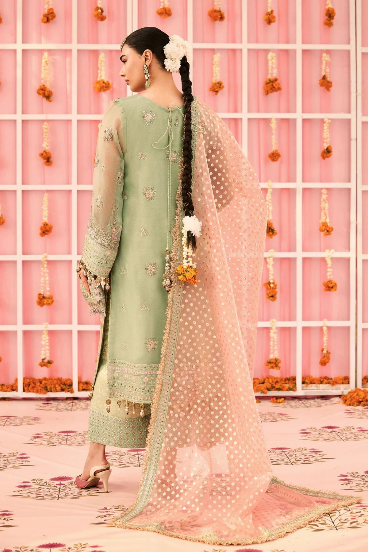 Elegant Pastel Green Formal Dress