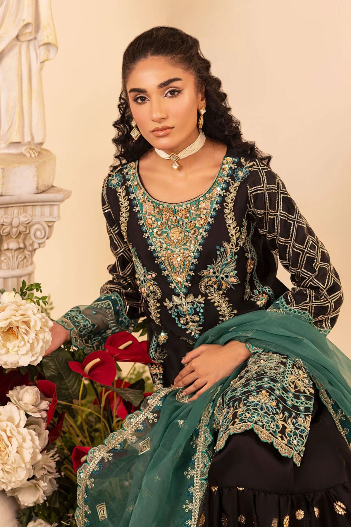 Pakistani Wedding Suits For Women | USA, UK, Canada, New Zealand
