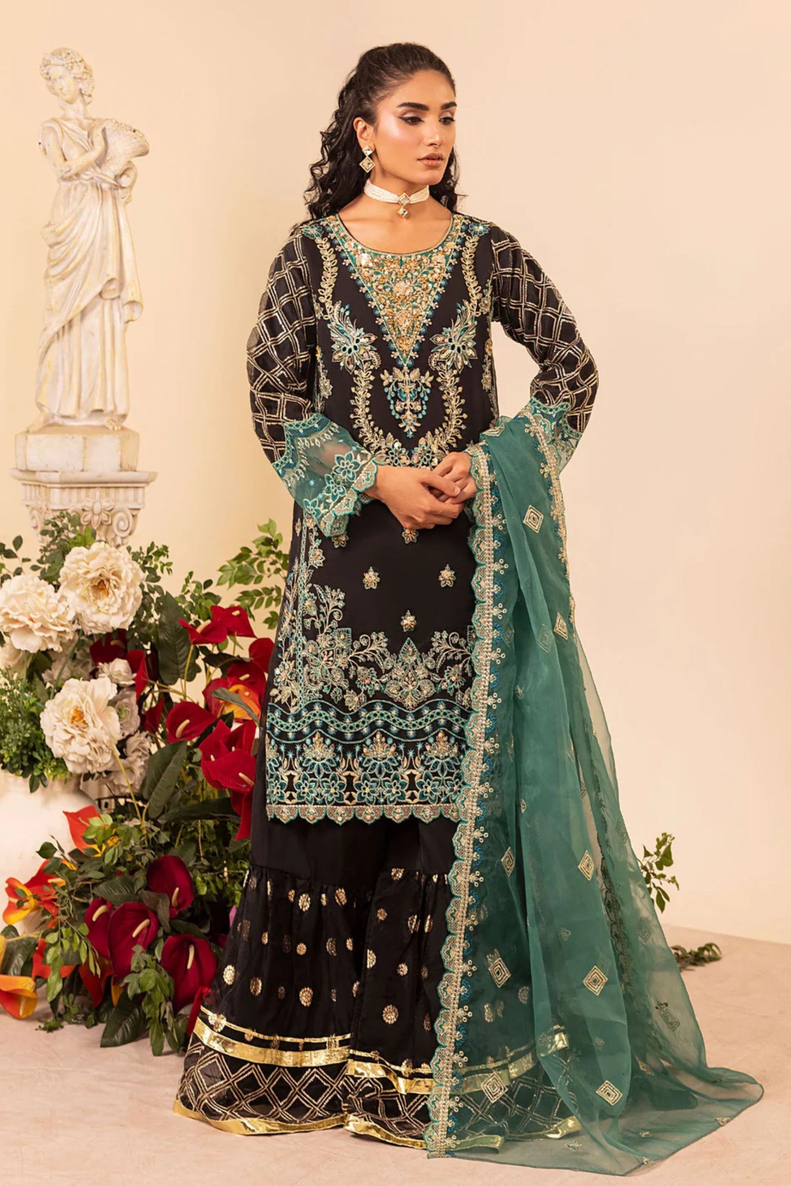 Pakistani Wedding Suits For Women | USA, UK, Canada, New Zealand