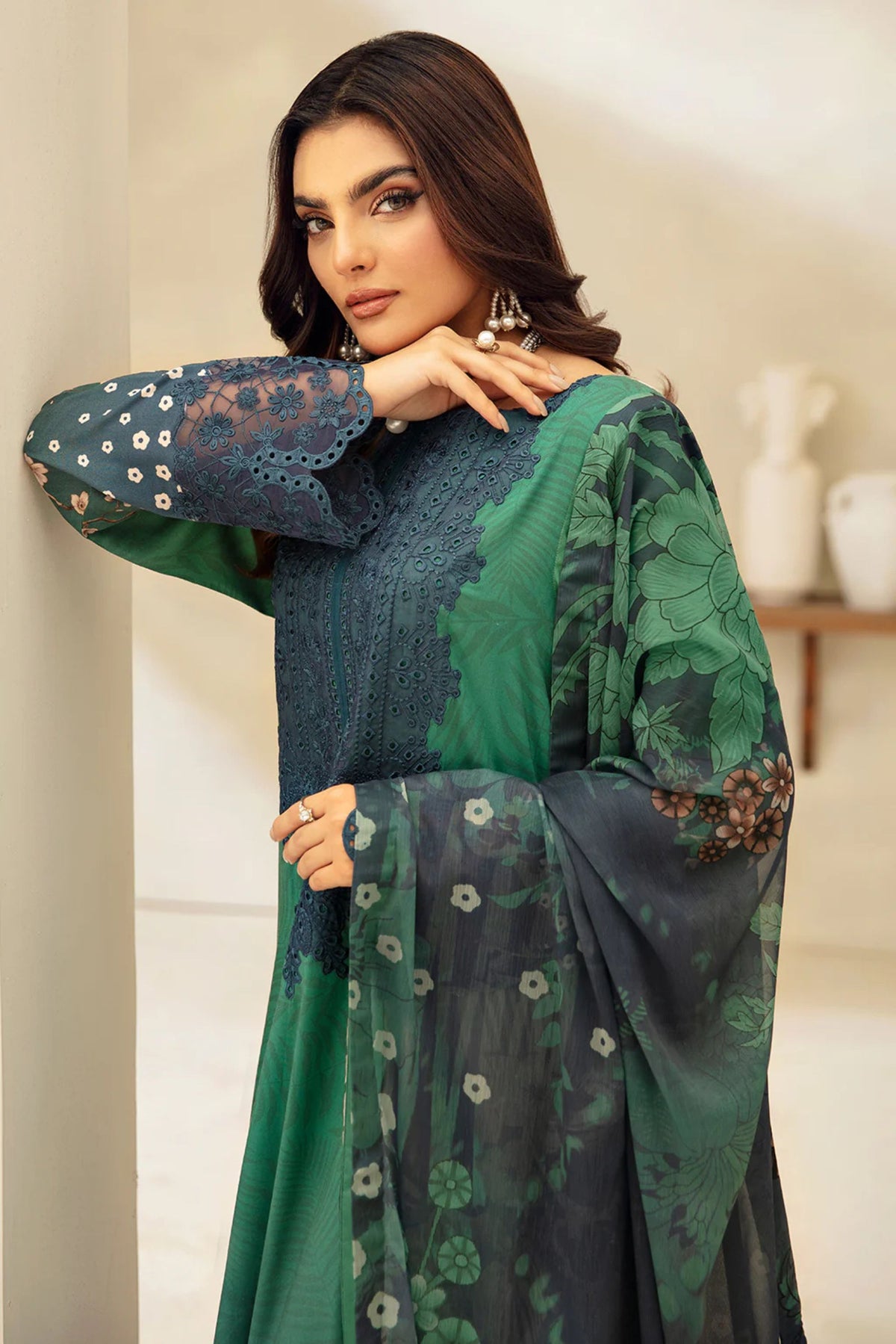 Best Pakistani Semi Formal Outfits 