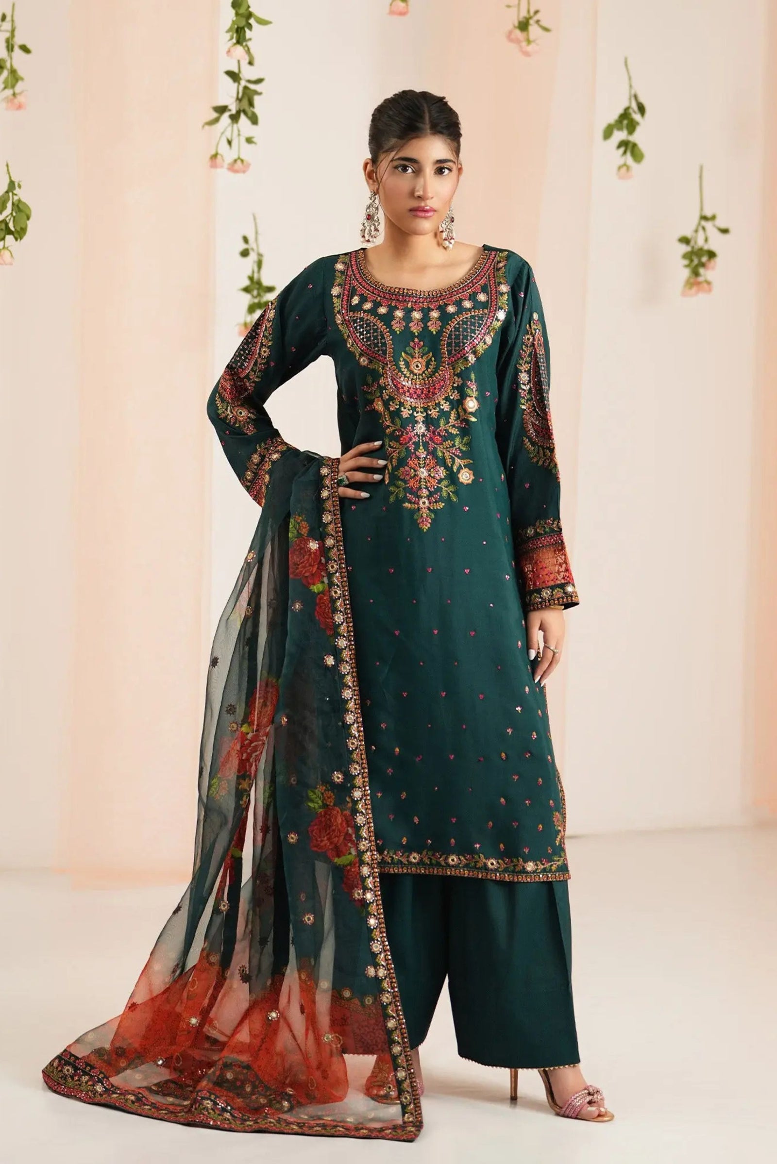 Party Dress For Pakistani Wedding