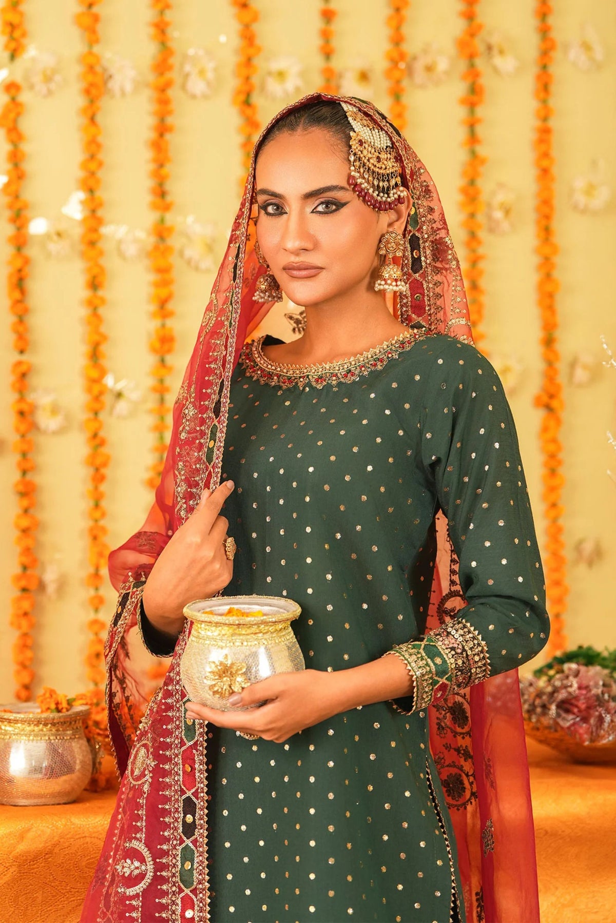 Pakistani Party Wear Dresses Online