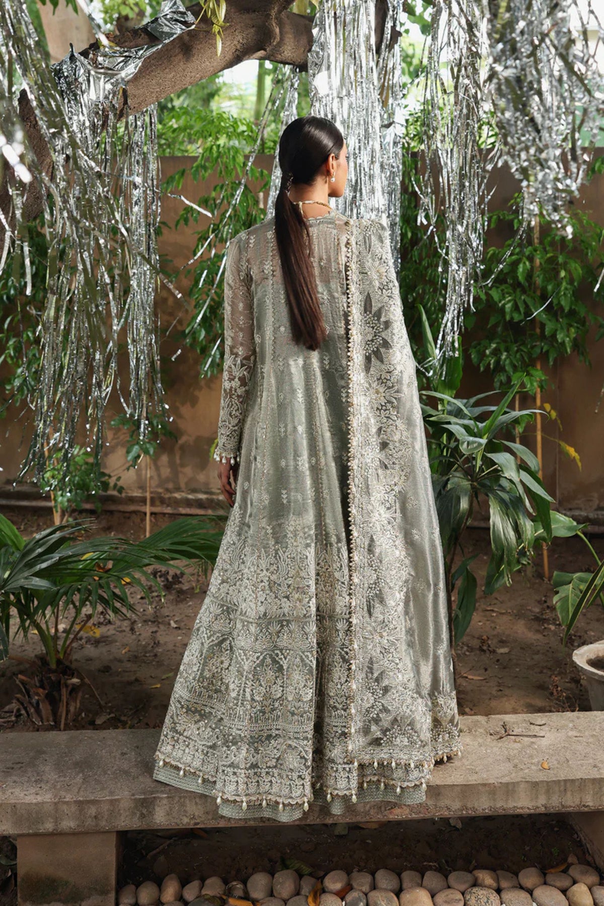 Pakistani Wedding Outfits For Ladies USA