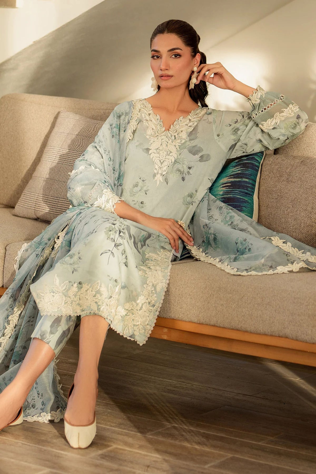 Pakistani Casual Lawn Suits In Australia