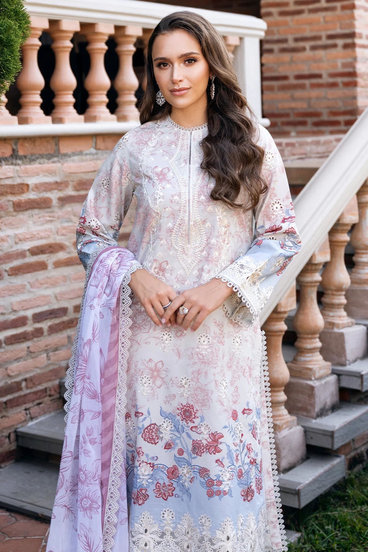 Fancy Pakistani Dresses For Get Together