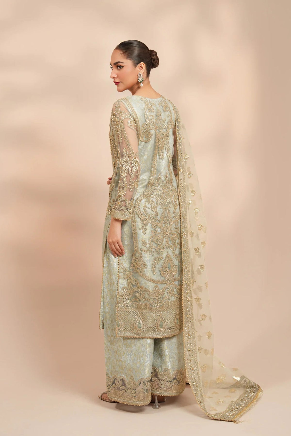 Pakistani Suits To Attend Wedding