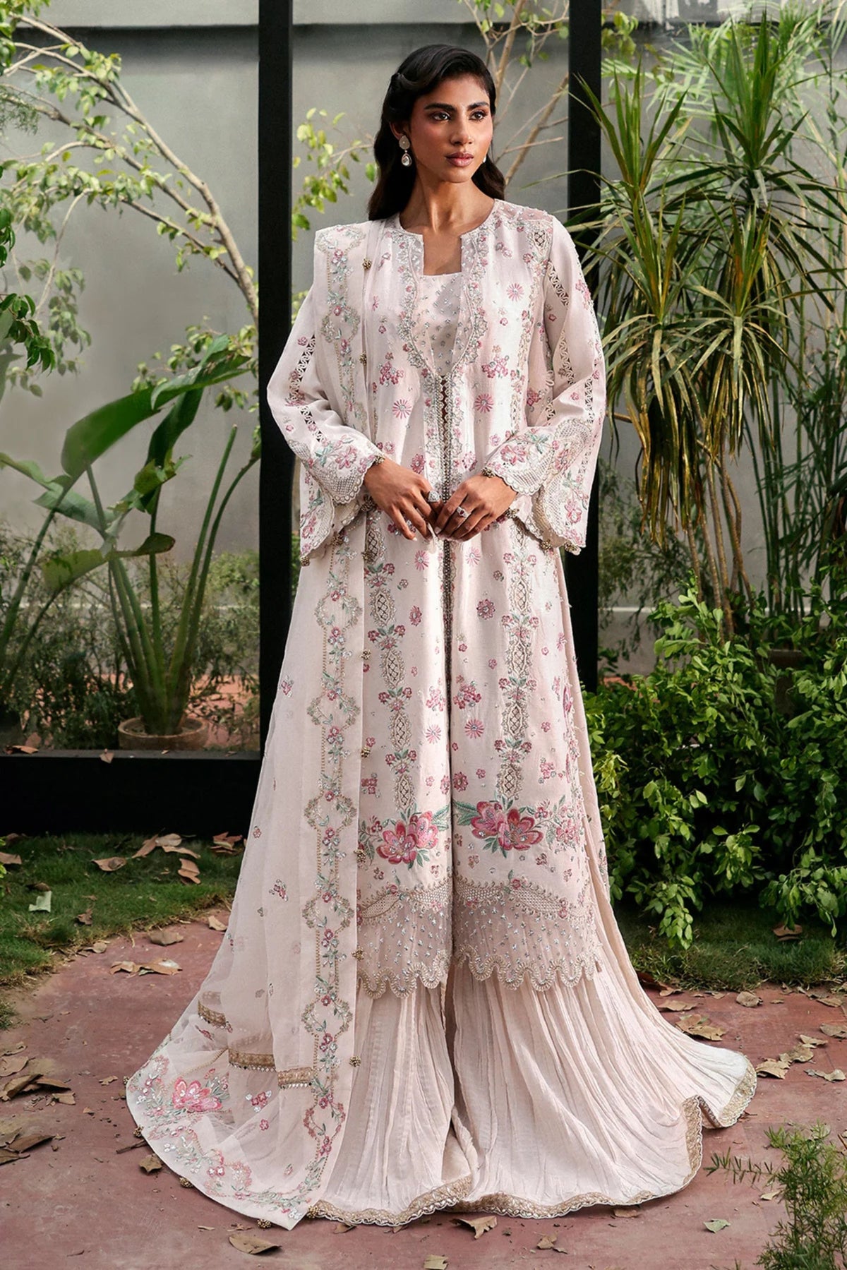 Pakistani Wedding Suits For Women