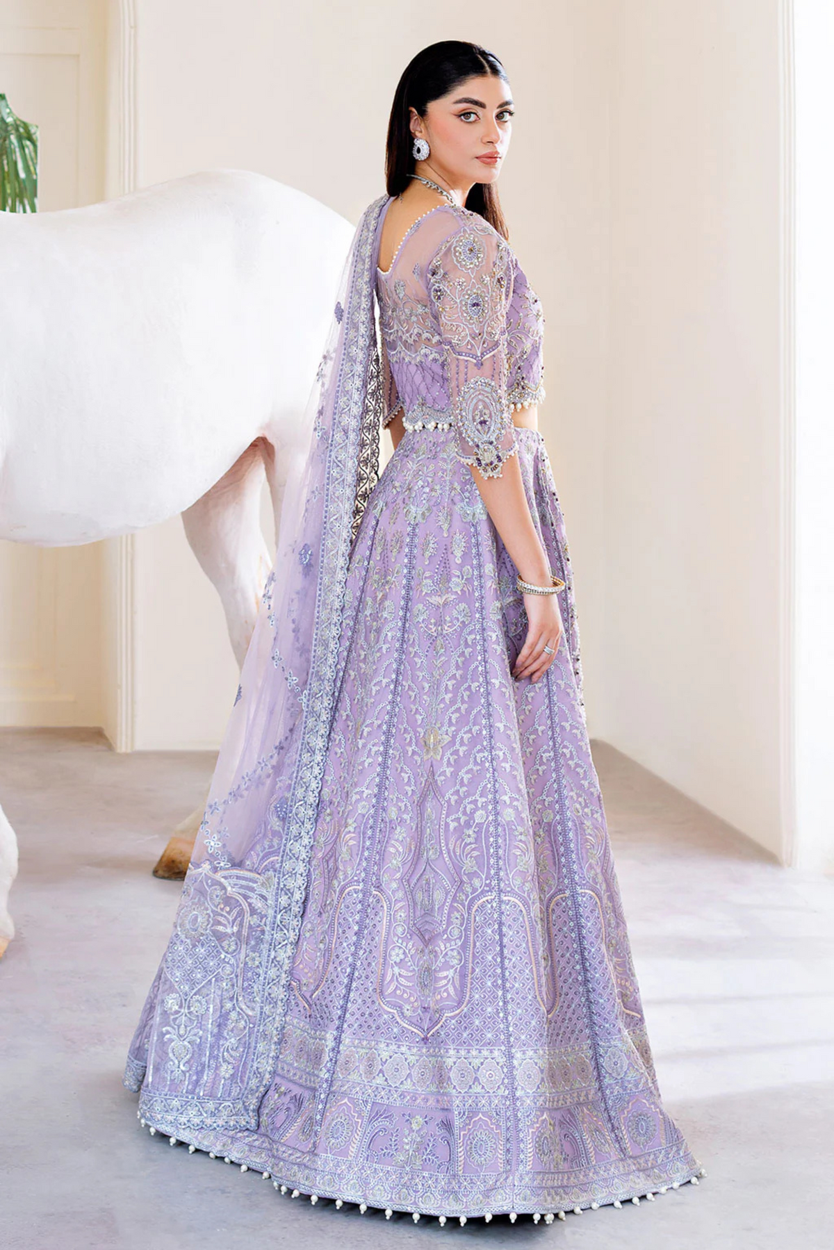 Pakistani Wedding Outfits For Ladies