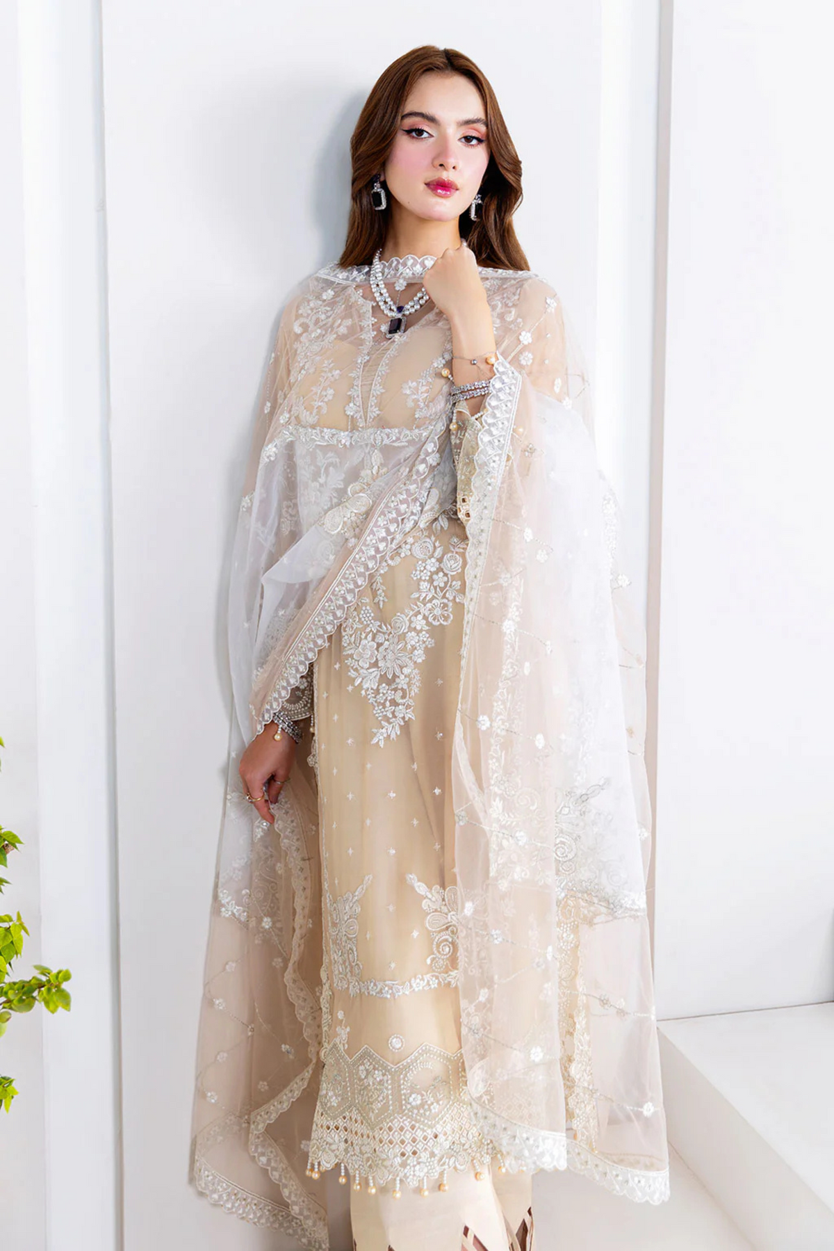 Pakistani Formal Wear Outfit For Ladies
