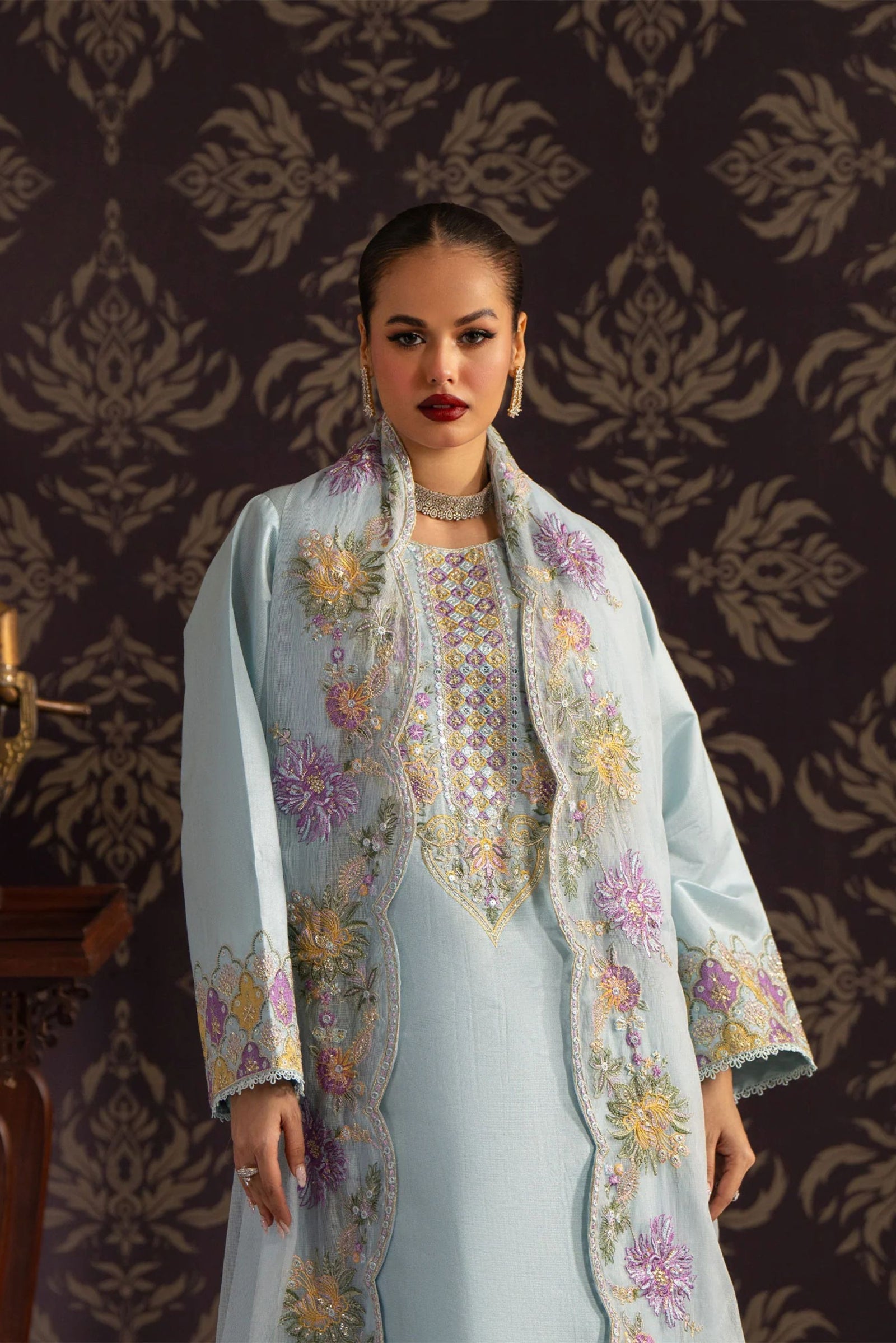 Pakistani Wedding Women Outfits