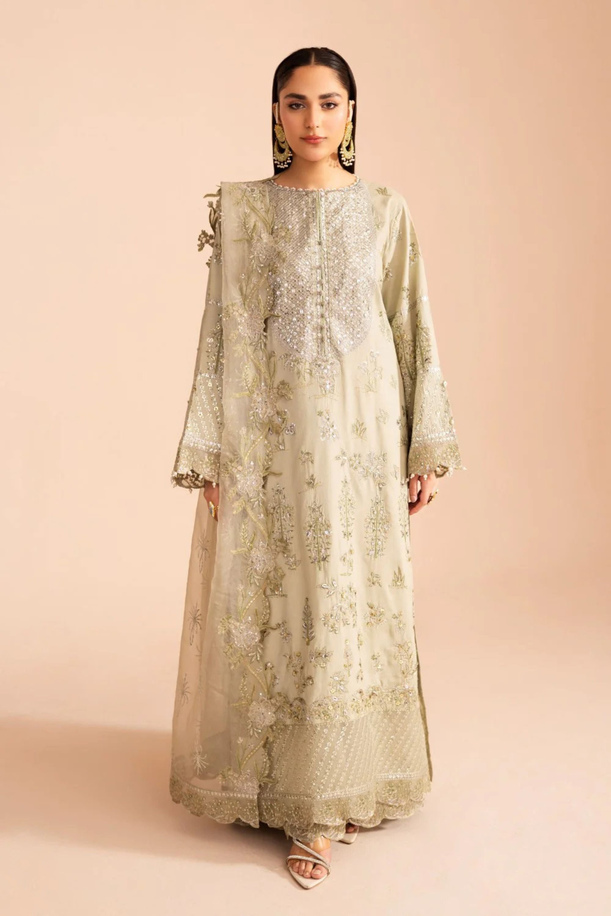Pakistani Wedding Suits For Women