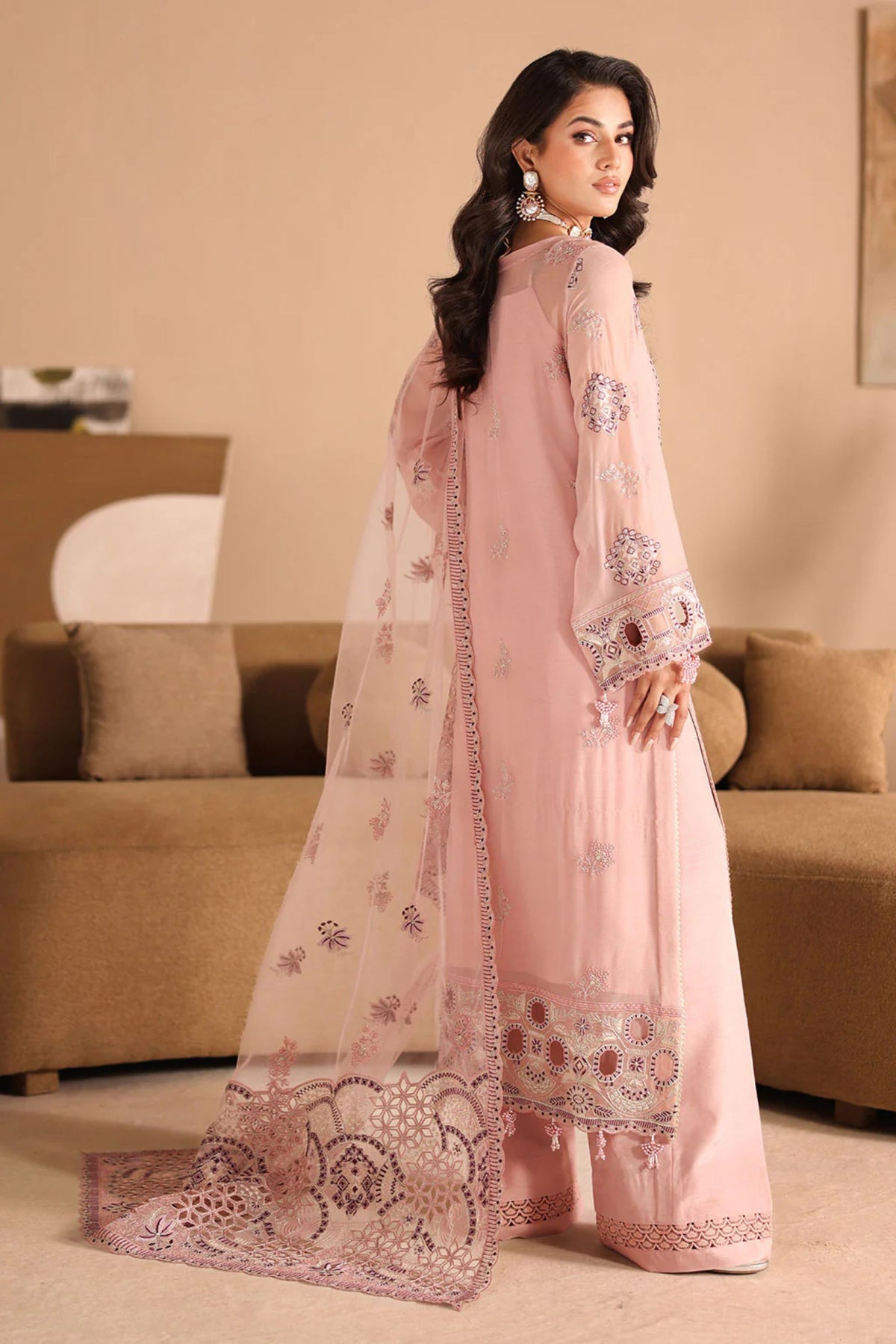 Party Suits For Pakistani Wedding In Queensborough