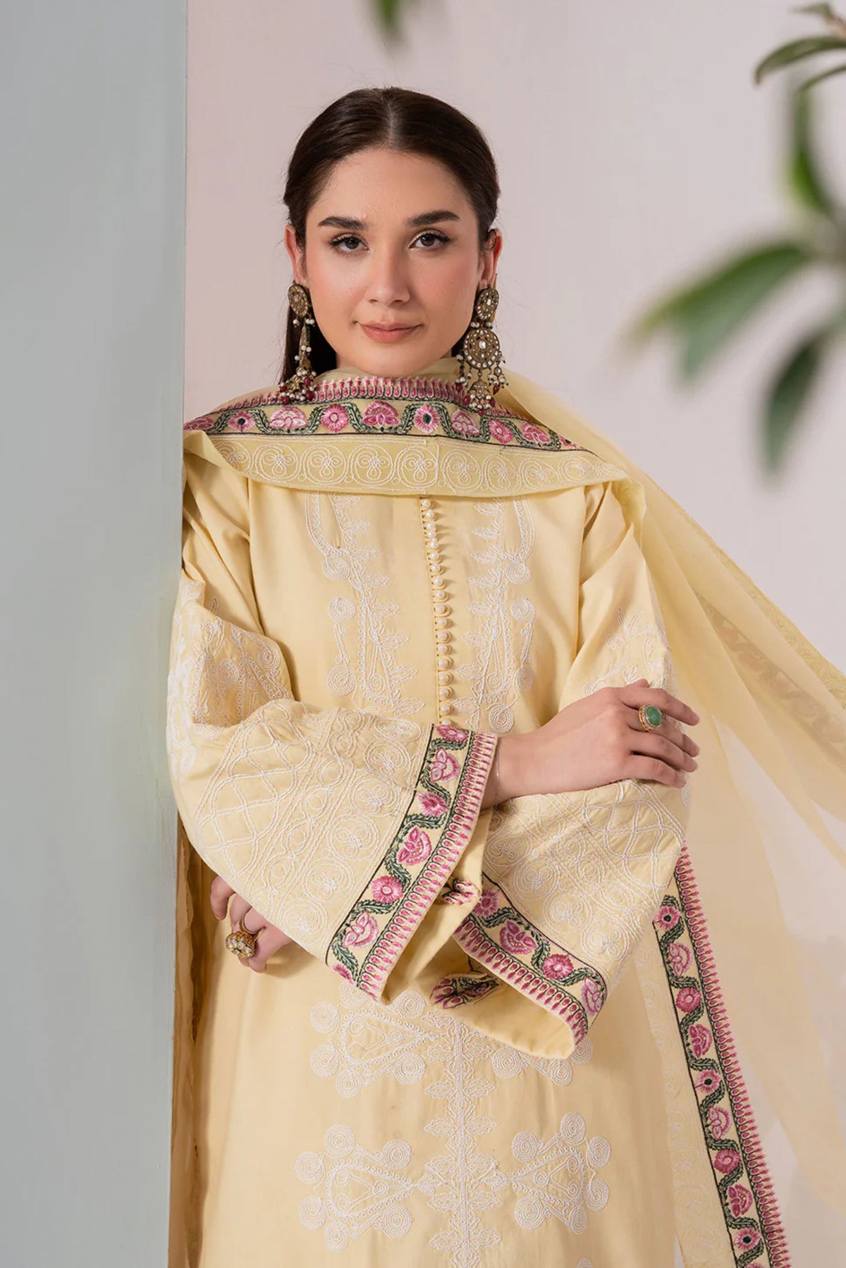 Women&#39;s Readymade Lawn Suit