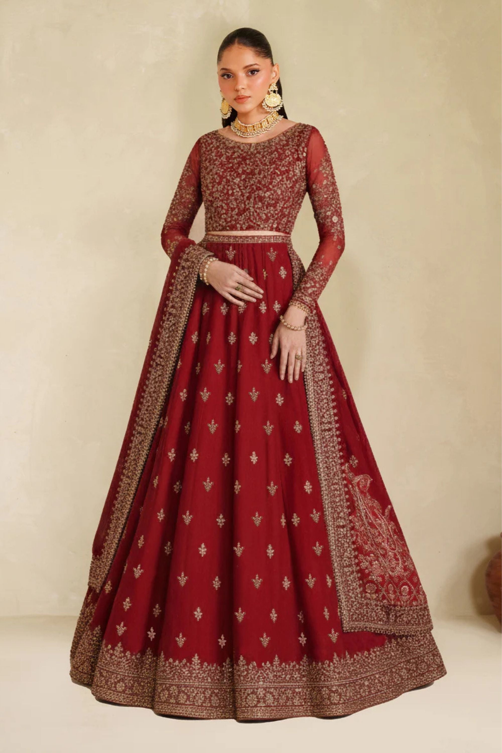 Pakistani wedding dress 2025