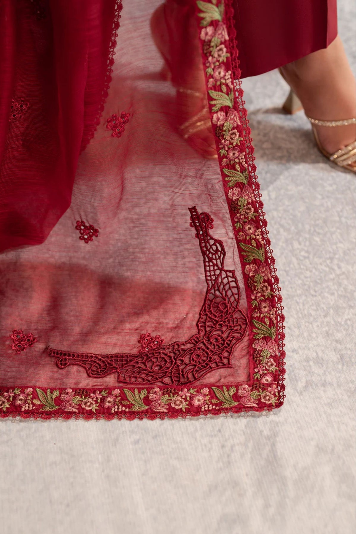 Pakistani Lawn Suits Online Adelaide 