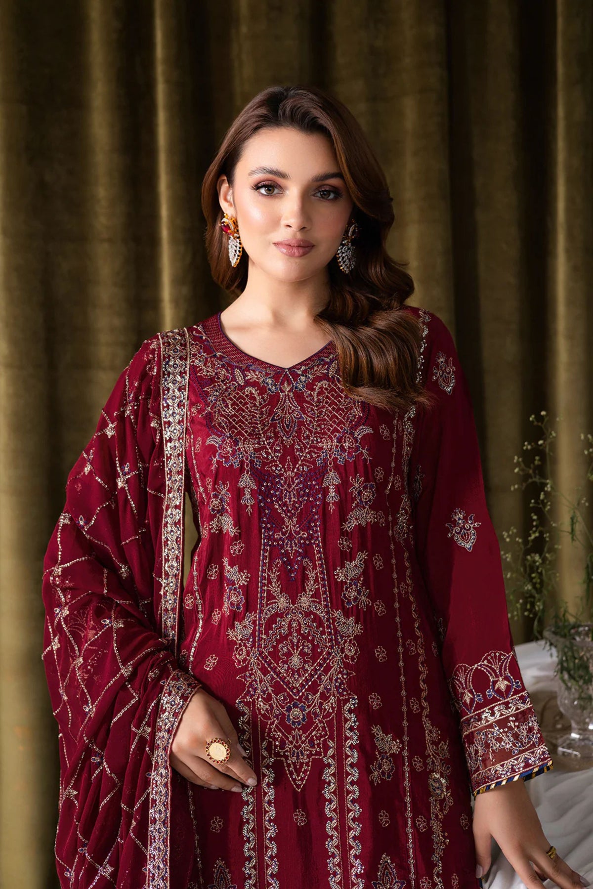 Pakistani Wedding Outfits For Ladies