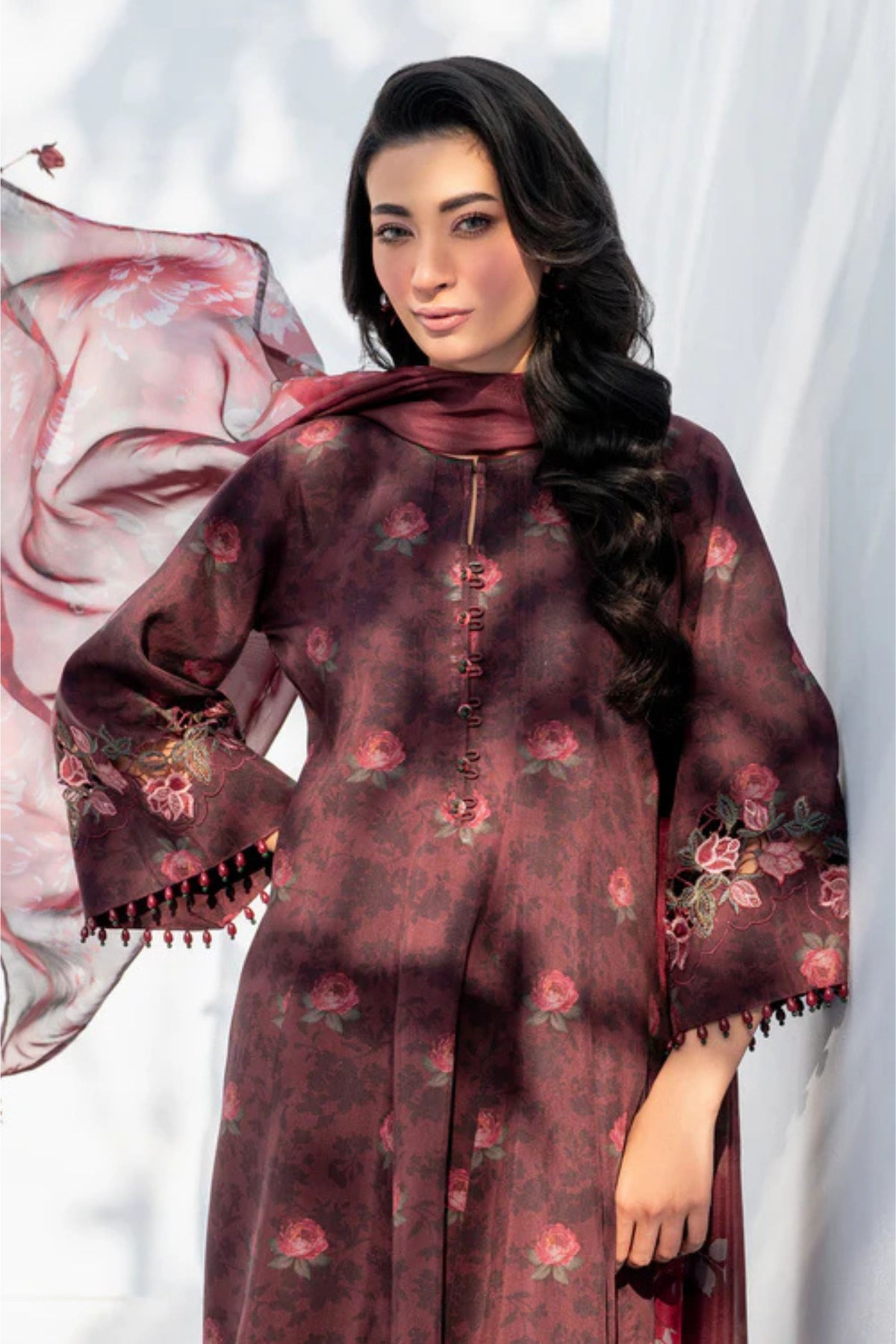 Pakistani Formal Suits For Get Together