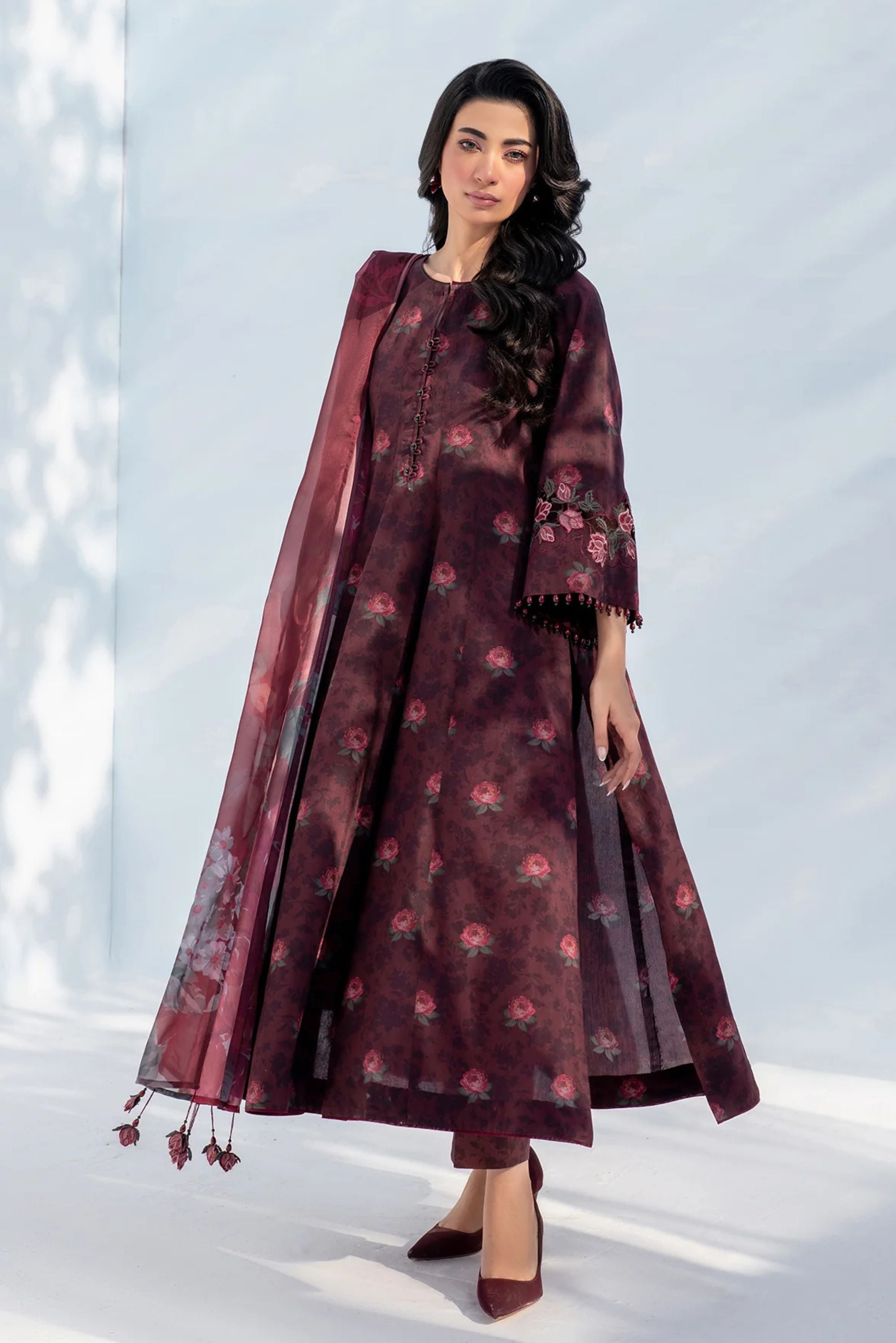 Pakistani Formal Suits For Get Together