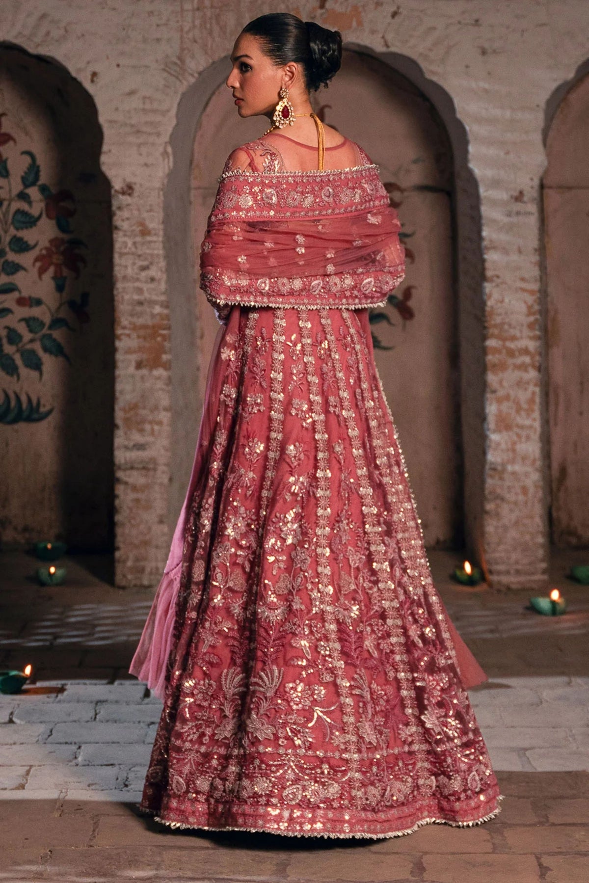 Guest Outfits To Attend Pakistani Wedding
