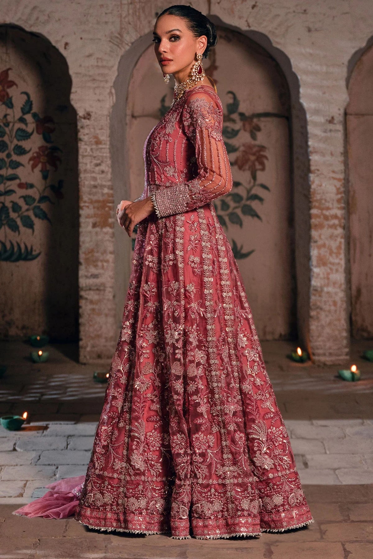 Guest Outfits To Attend Pakistani Wedding
