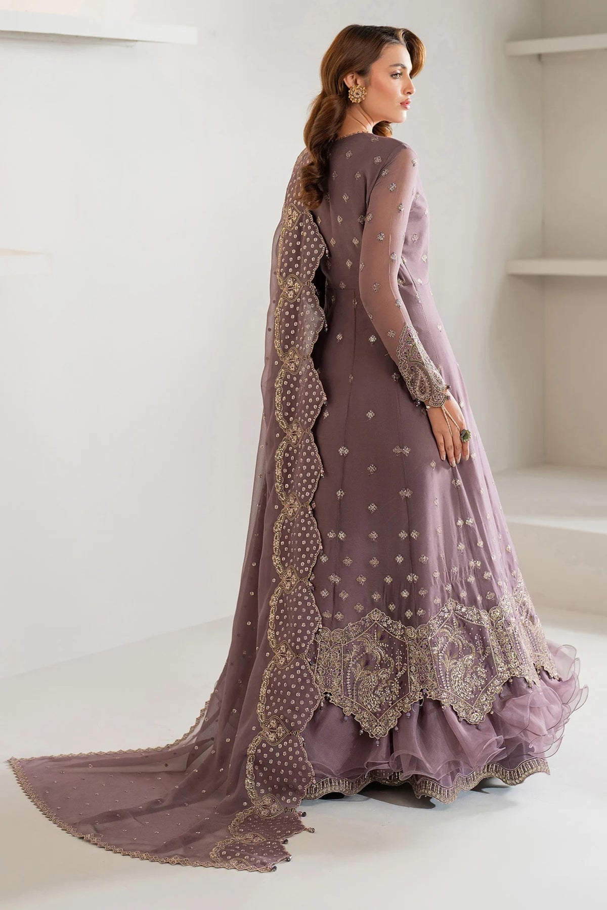 Guest Outfits To Attend Pakistani Wedding