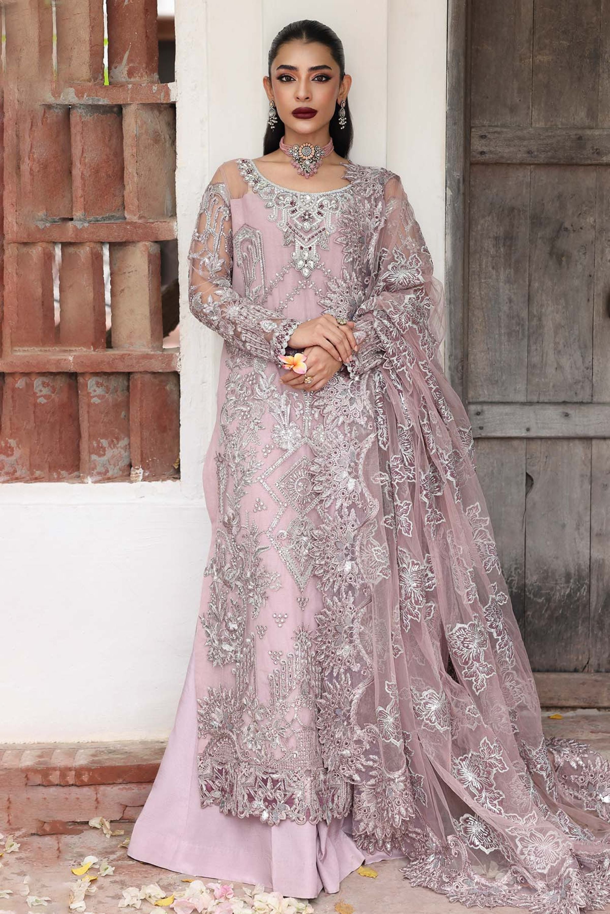 Latest Wedding Pakistani Outfits In Perth