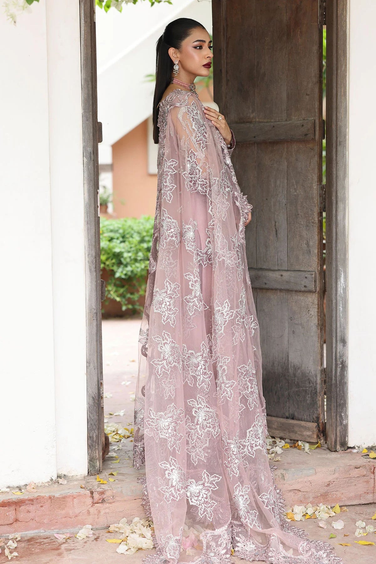 Latest Wedding Pakistani Outfits In Perth