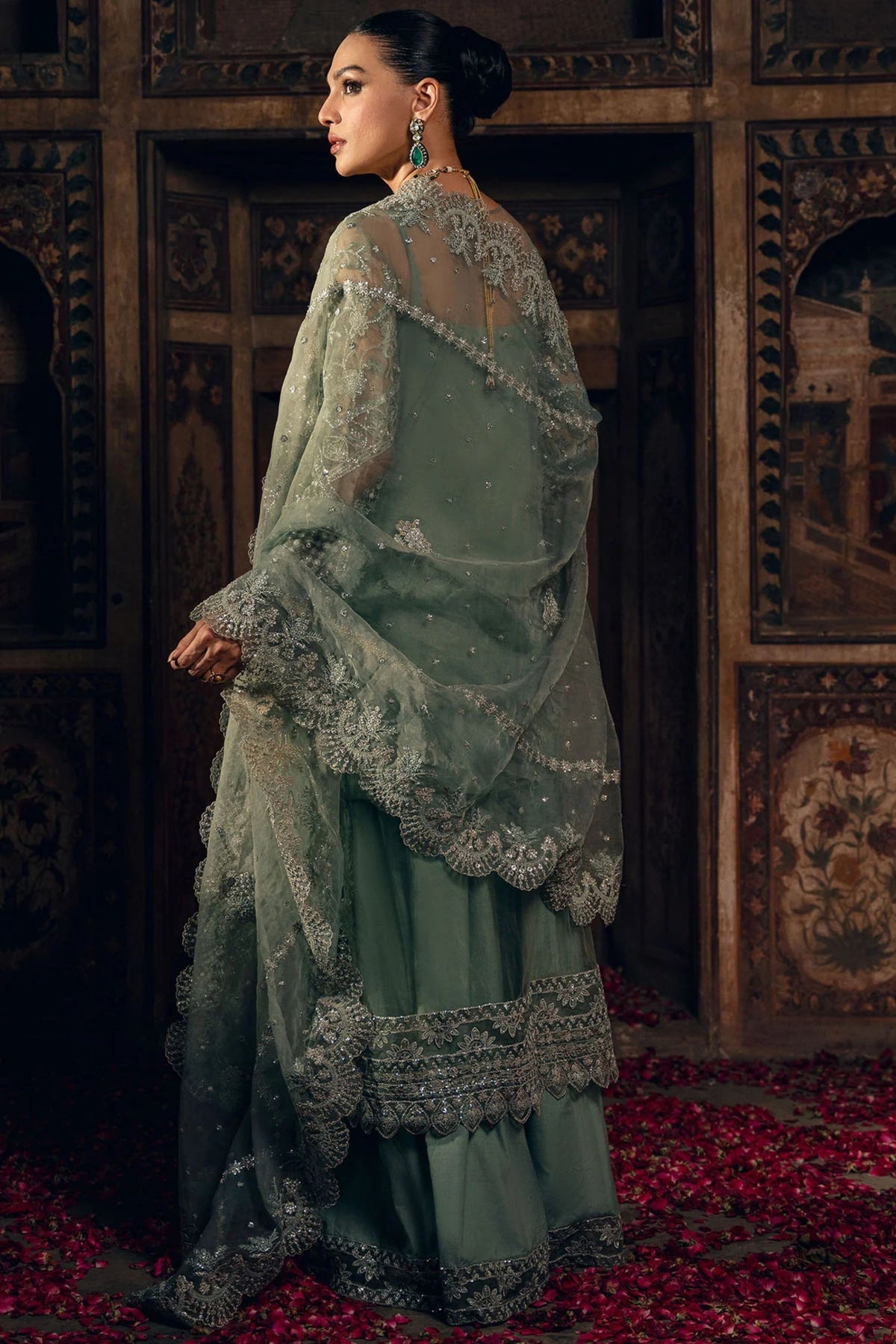 Pakistani Suits To Attend Wedding