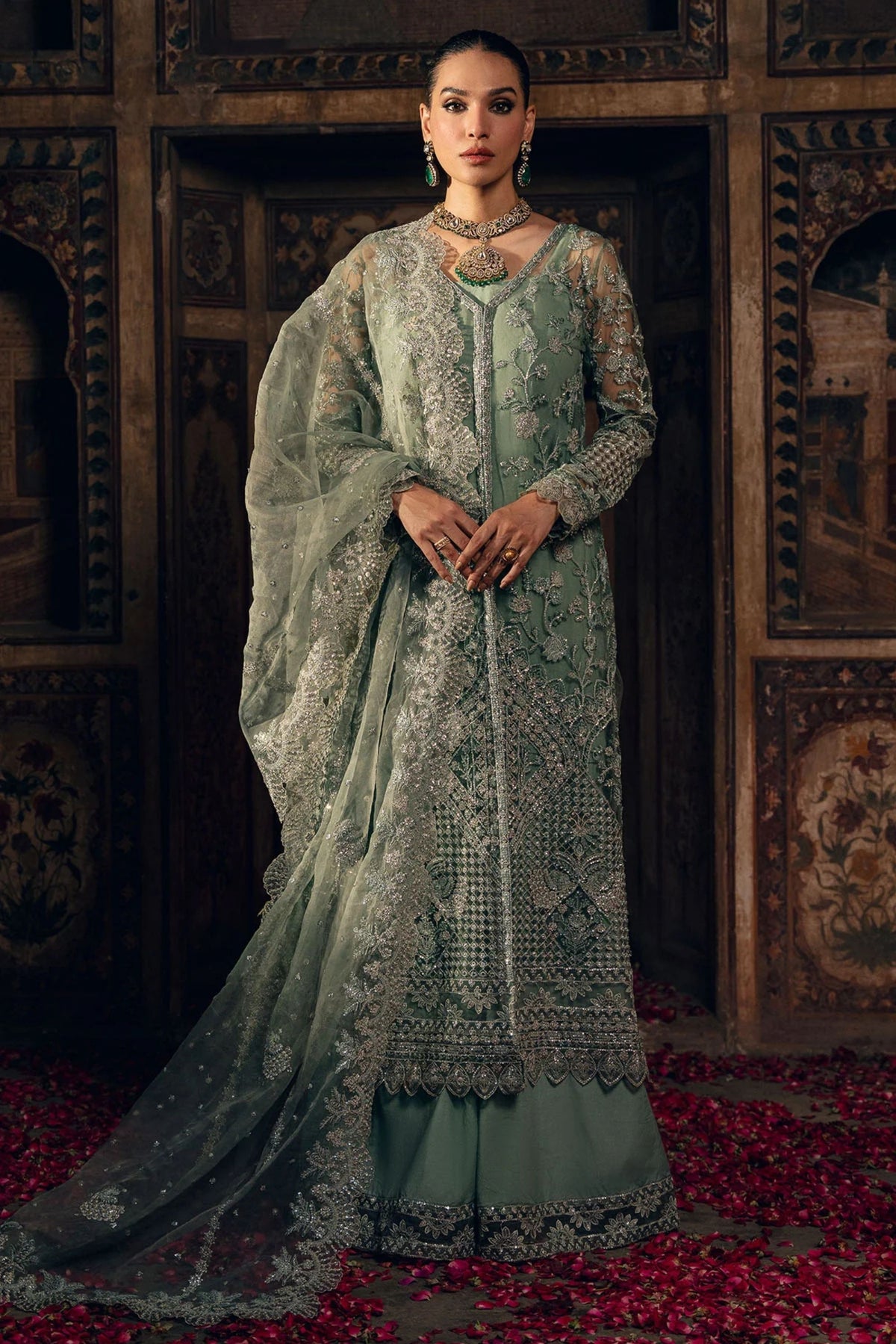 Pakistani Suits To Attend Wedding