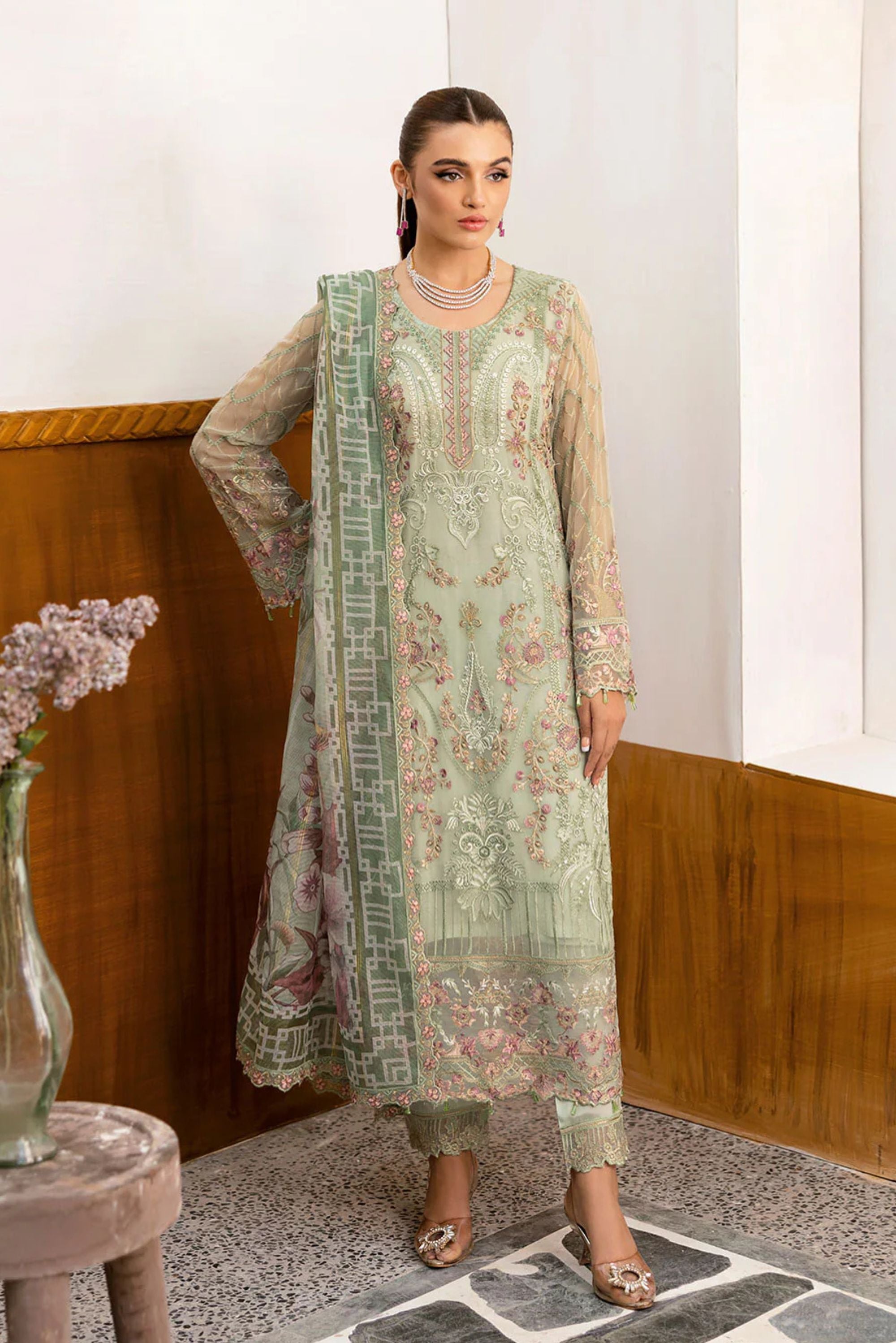 Formal Suits For Pakistani Wedding Function 
