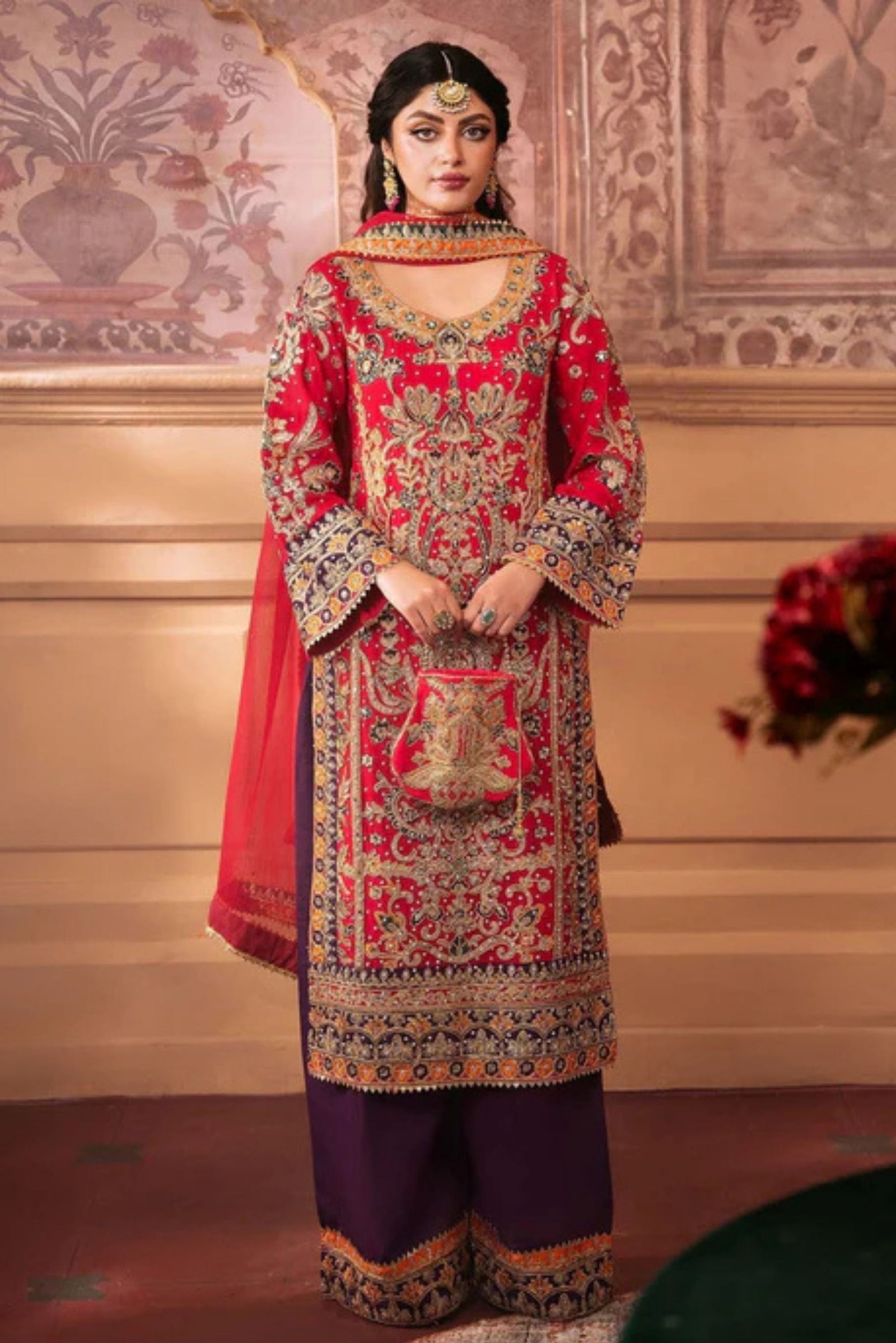 Pakistani Ladies Wedding Outfits