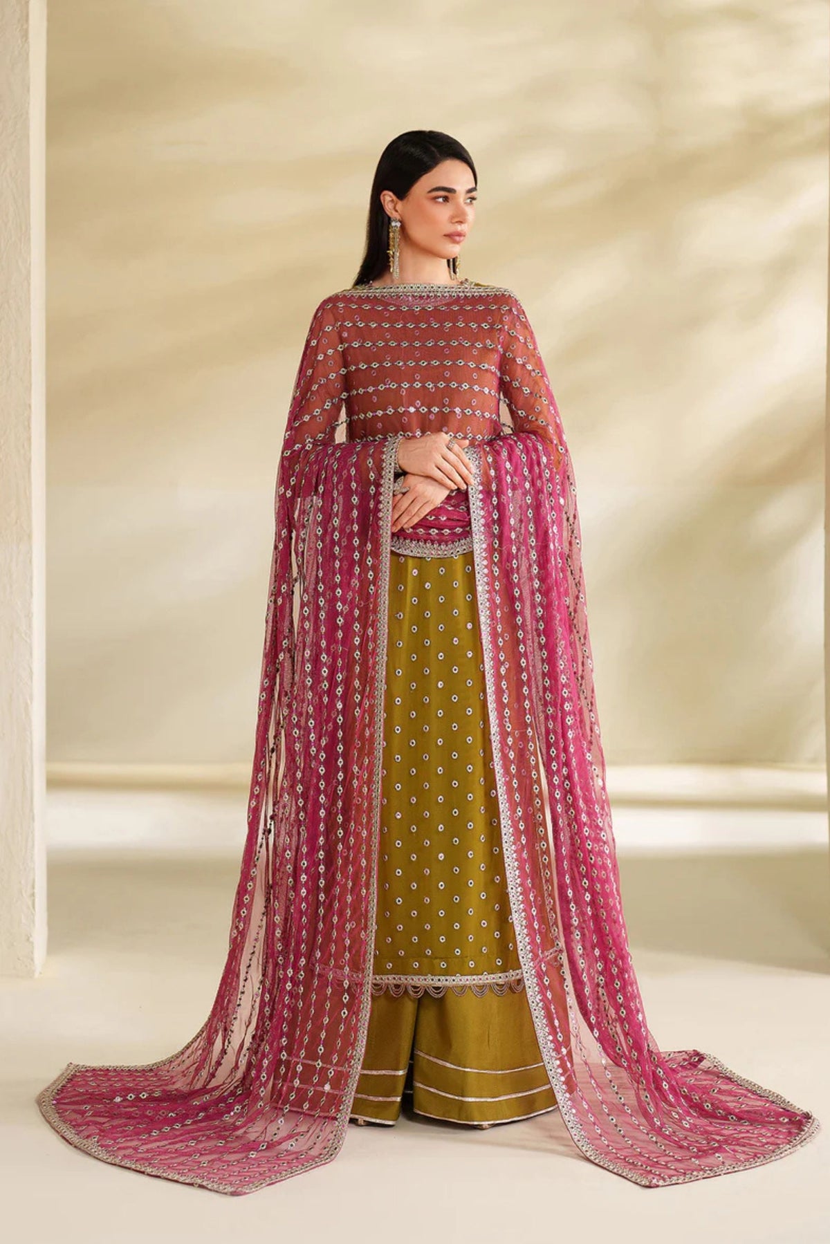 Trendy Wedding Guest Outfits