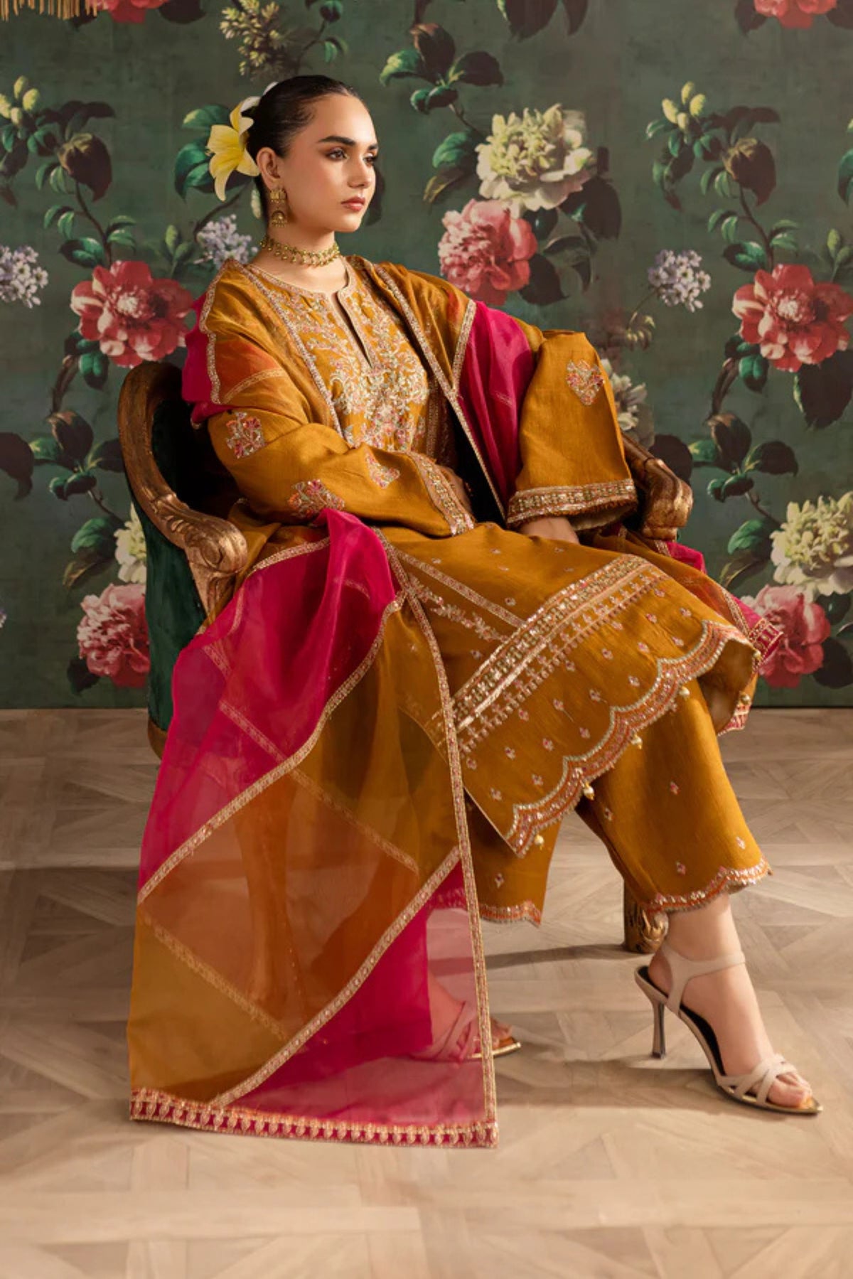 Pakistani Readymade Suits Online