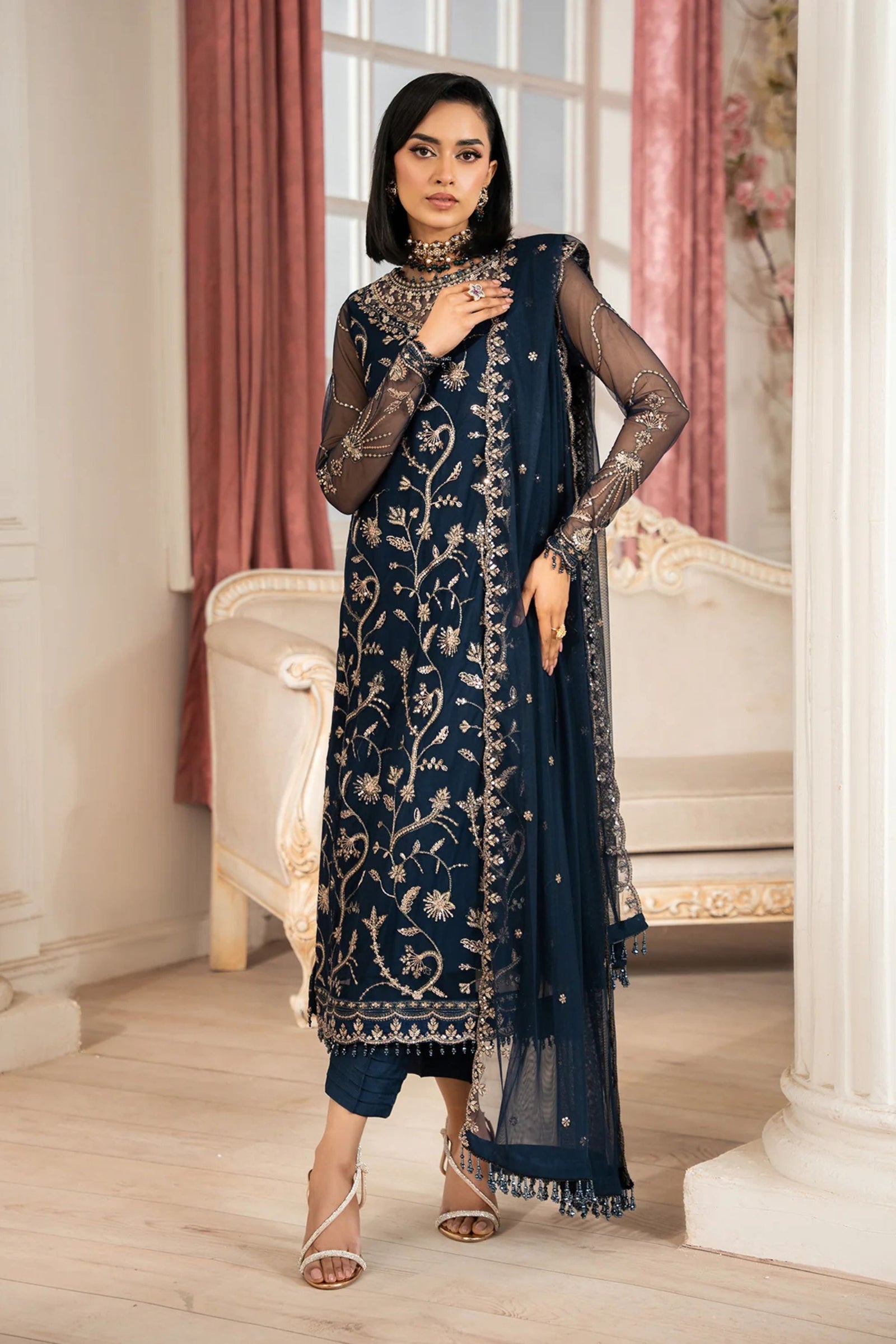 Pakistani Wedding Outfits For Ladies