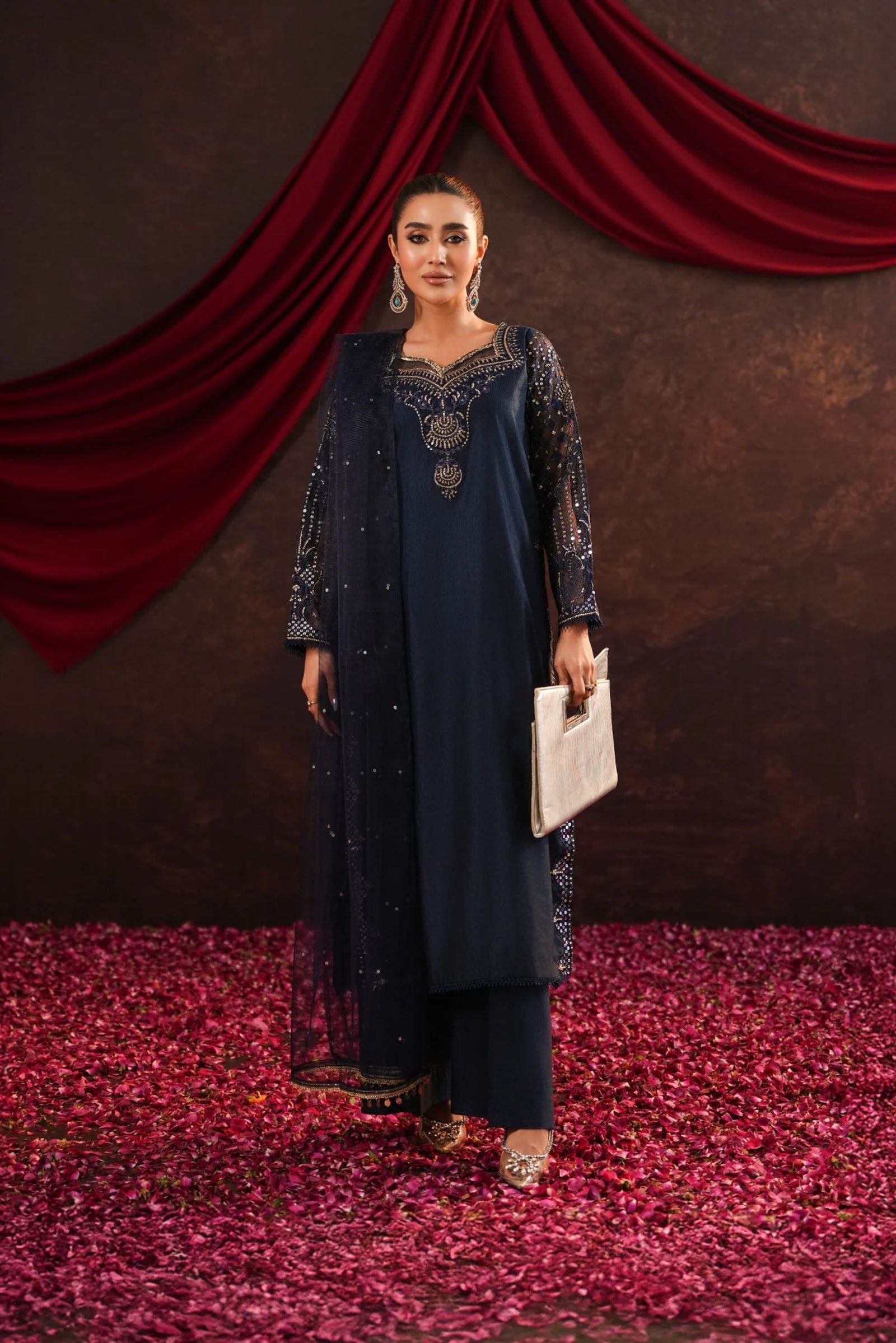 Pakistani Wedding Salwar Kameez In Australia