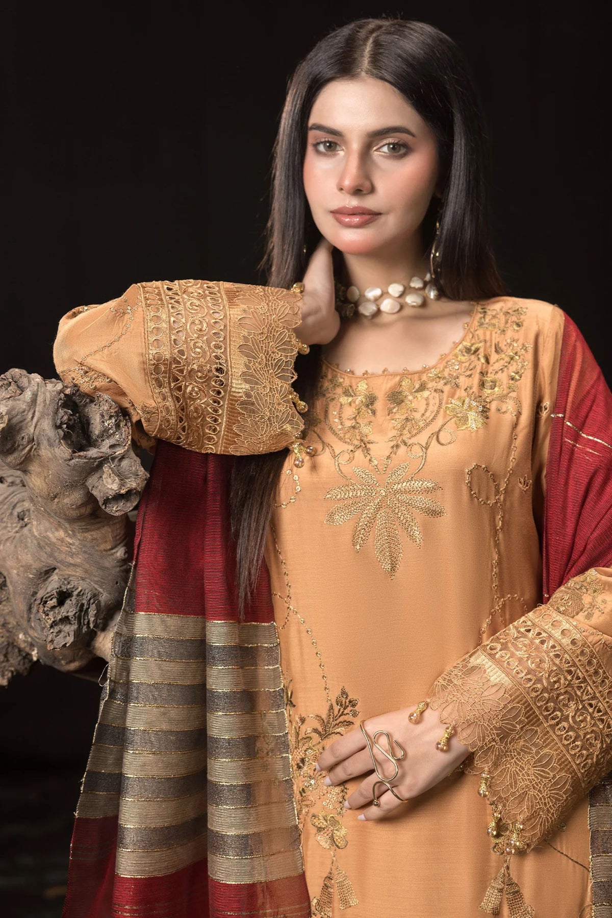 Pakistani Formal Suits For Women