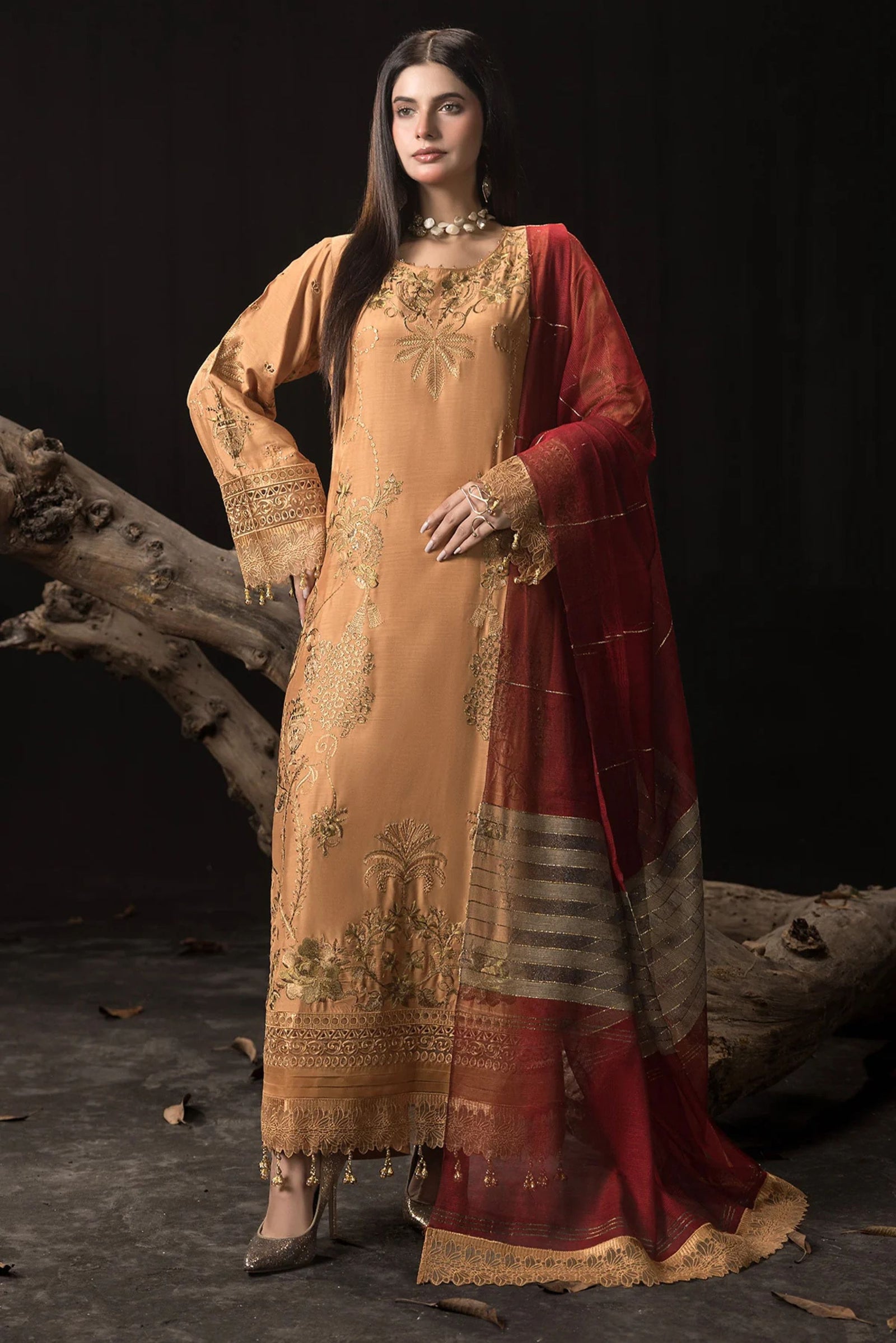 Pakistani Formal Suits For Women