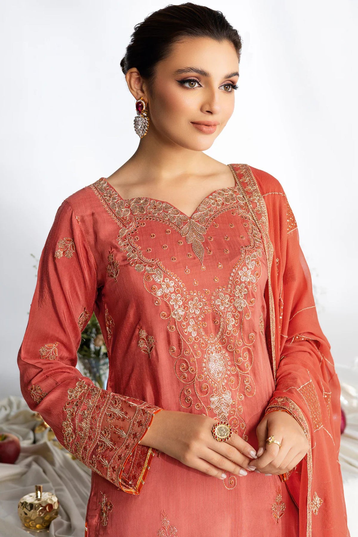Pakistani Wedding Clothes For Females