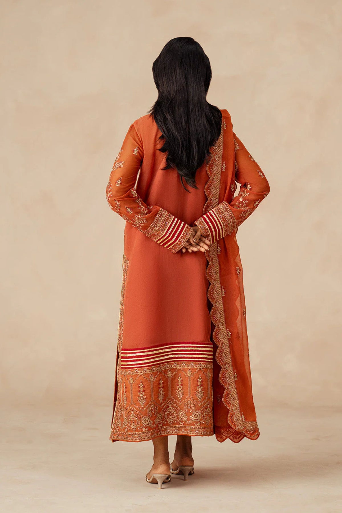 Best Pakistani Wedding Outfits For Ladies