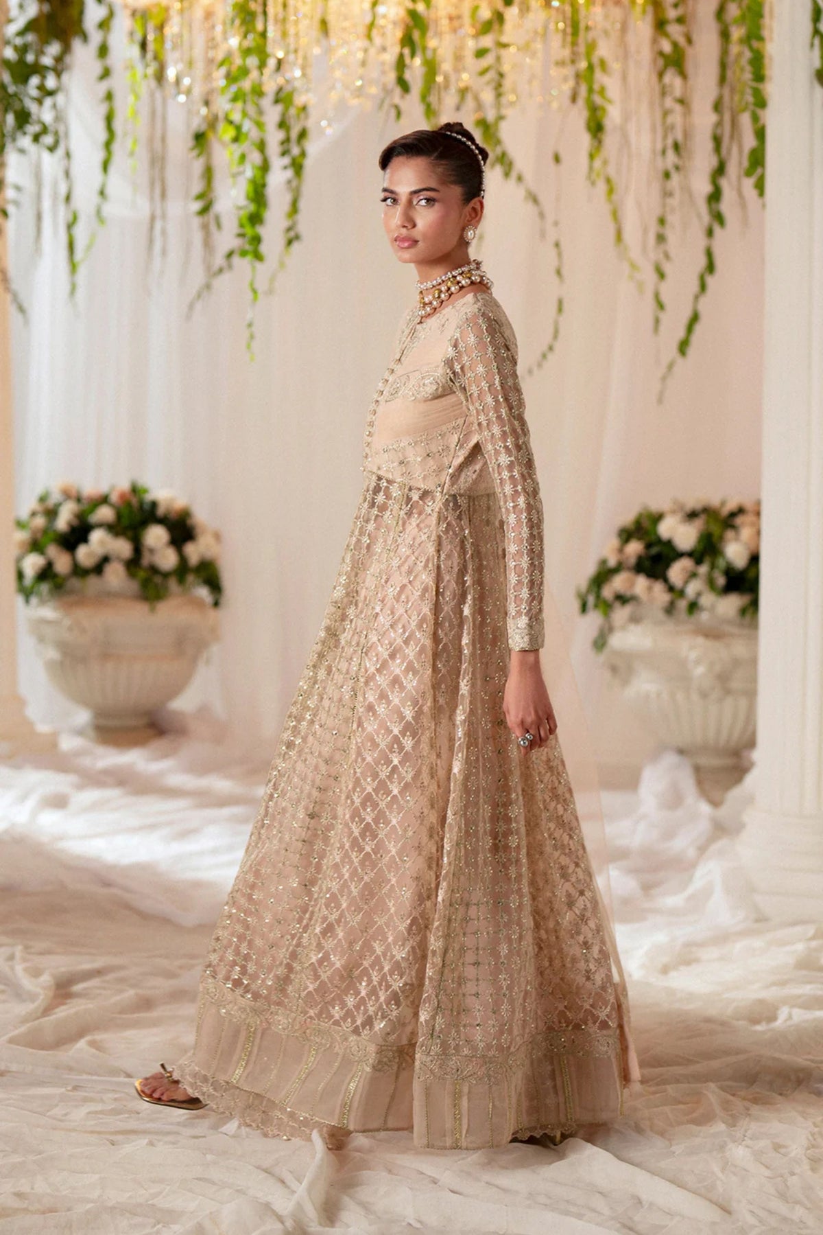 Readymade Pakistani Outfits For Wedding  Function