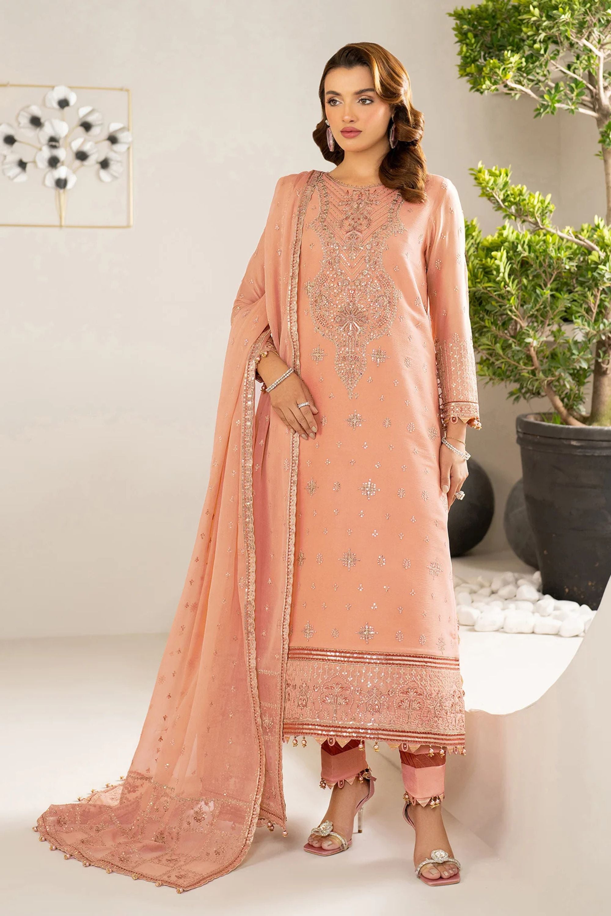 Traditional Pakistani Wedding Attire In UK