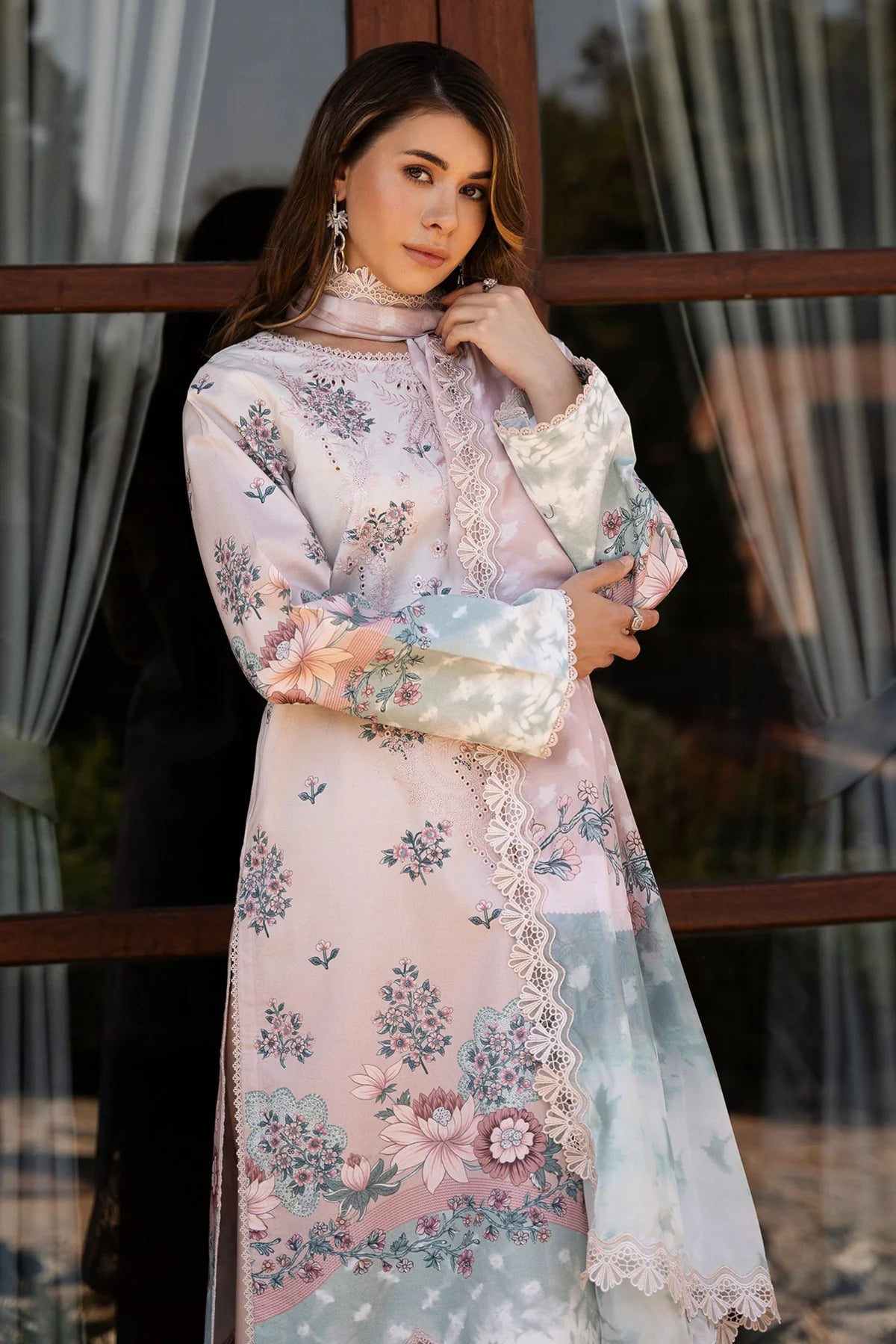 Pakistani Lawn Suits For Women | Sydney AU